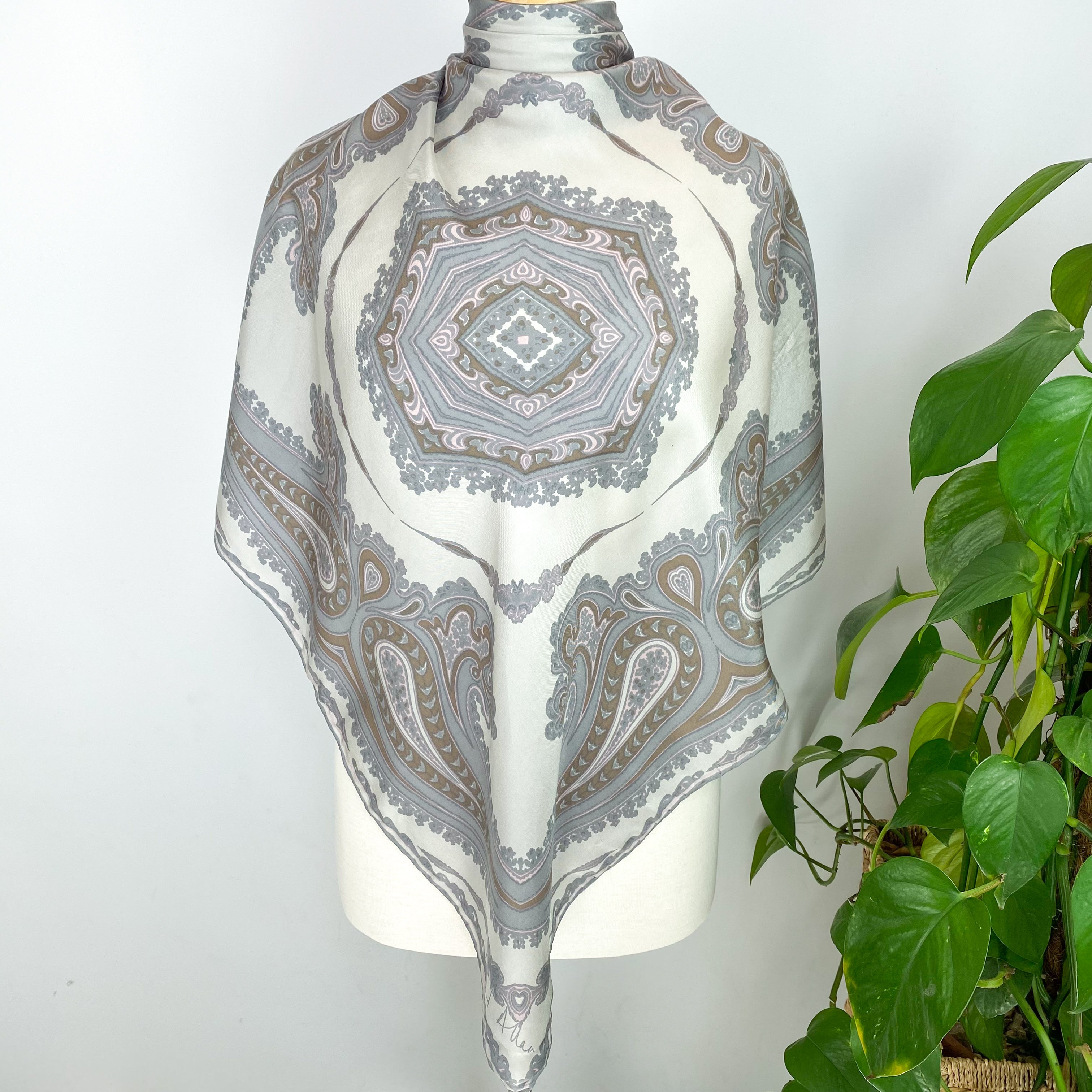 1970s Richard Allan Paisley Vintage Silk Scarf