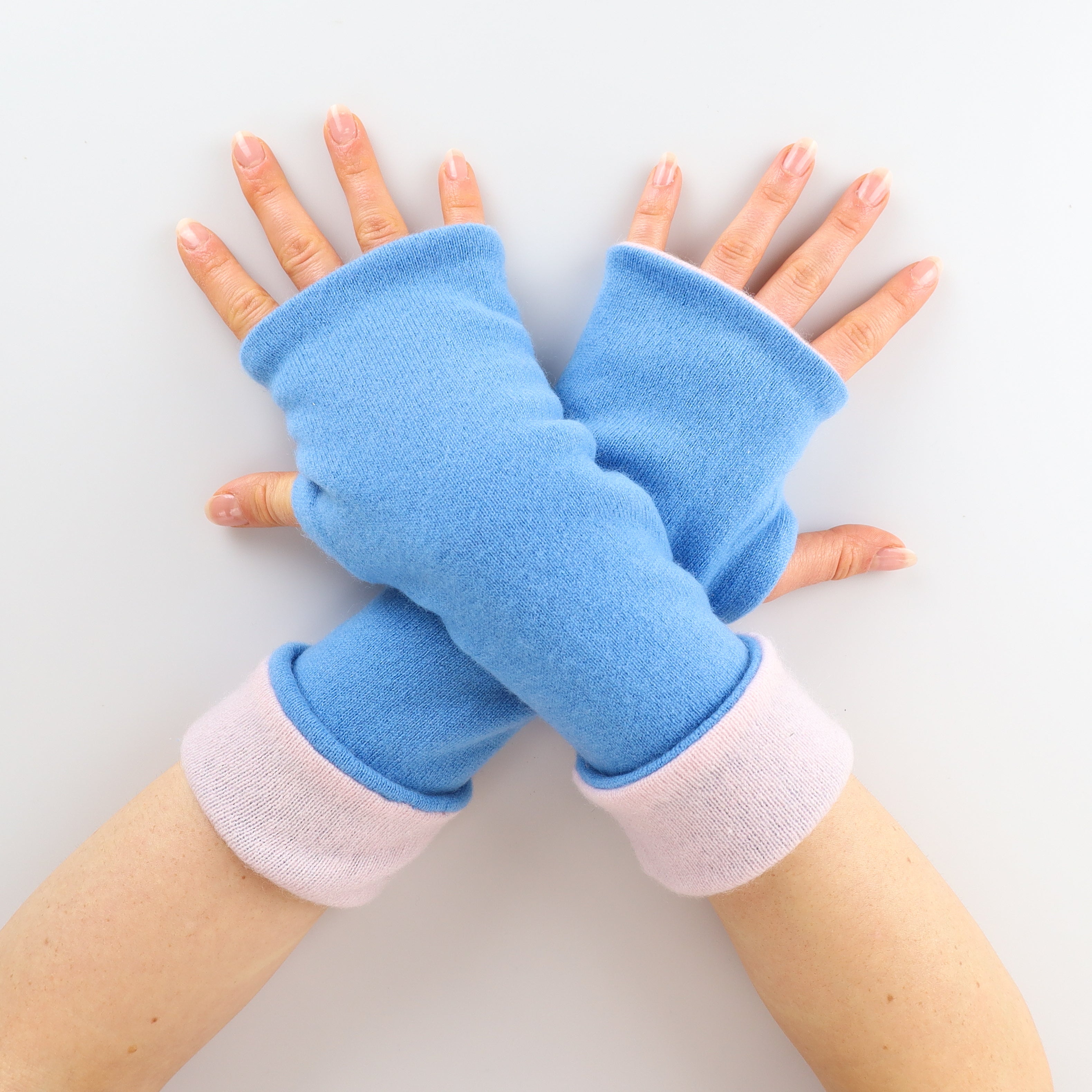Island Blue and Ice Pink Reversible Cashmere Fingerless Gloves