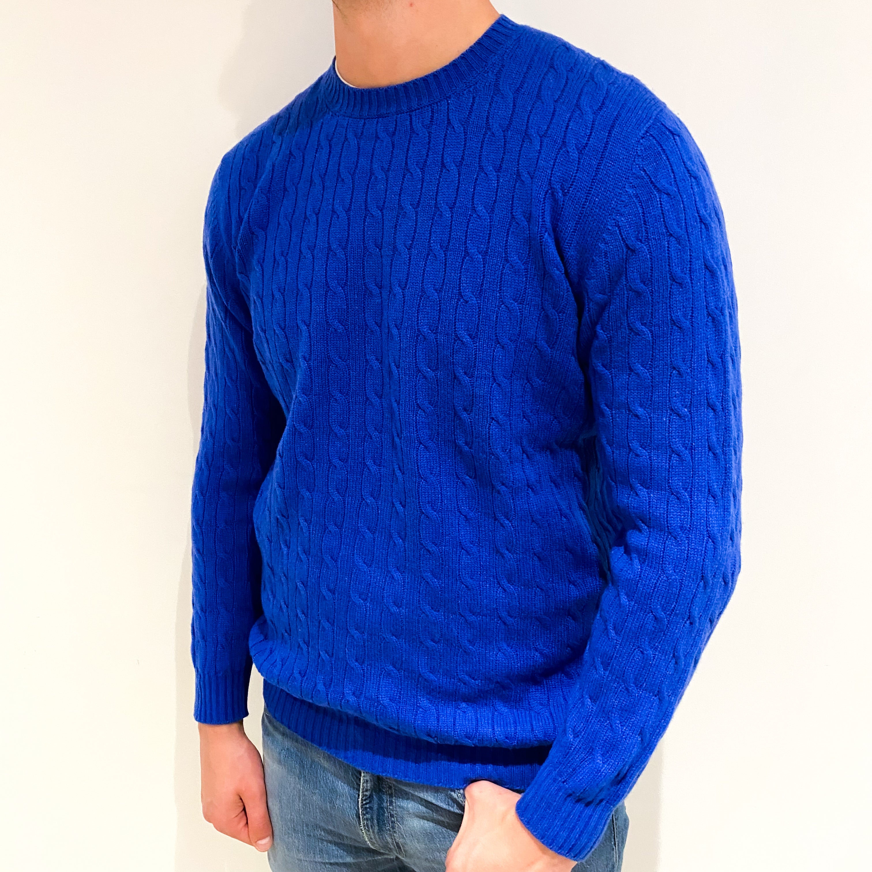 Men’s Brand New Scottish Azure Blue Cable Crew Neck Jumper XL
