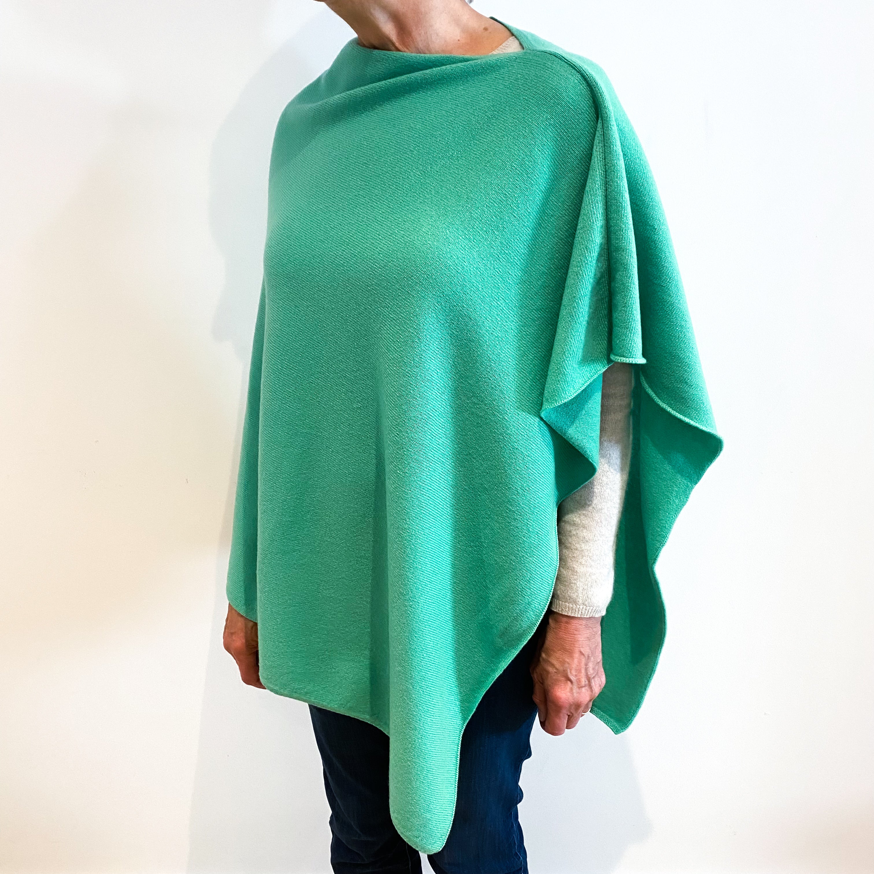 Brand New Scottish Deep Mint Cashmere Poncho One Size