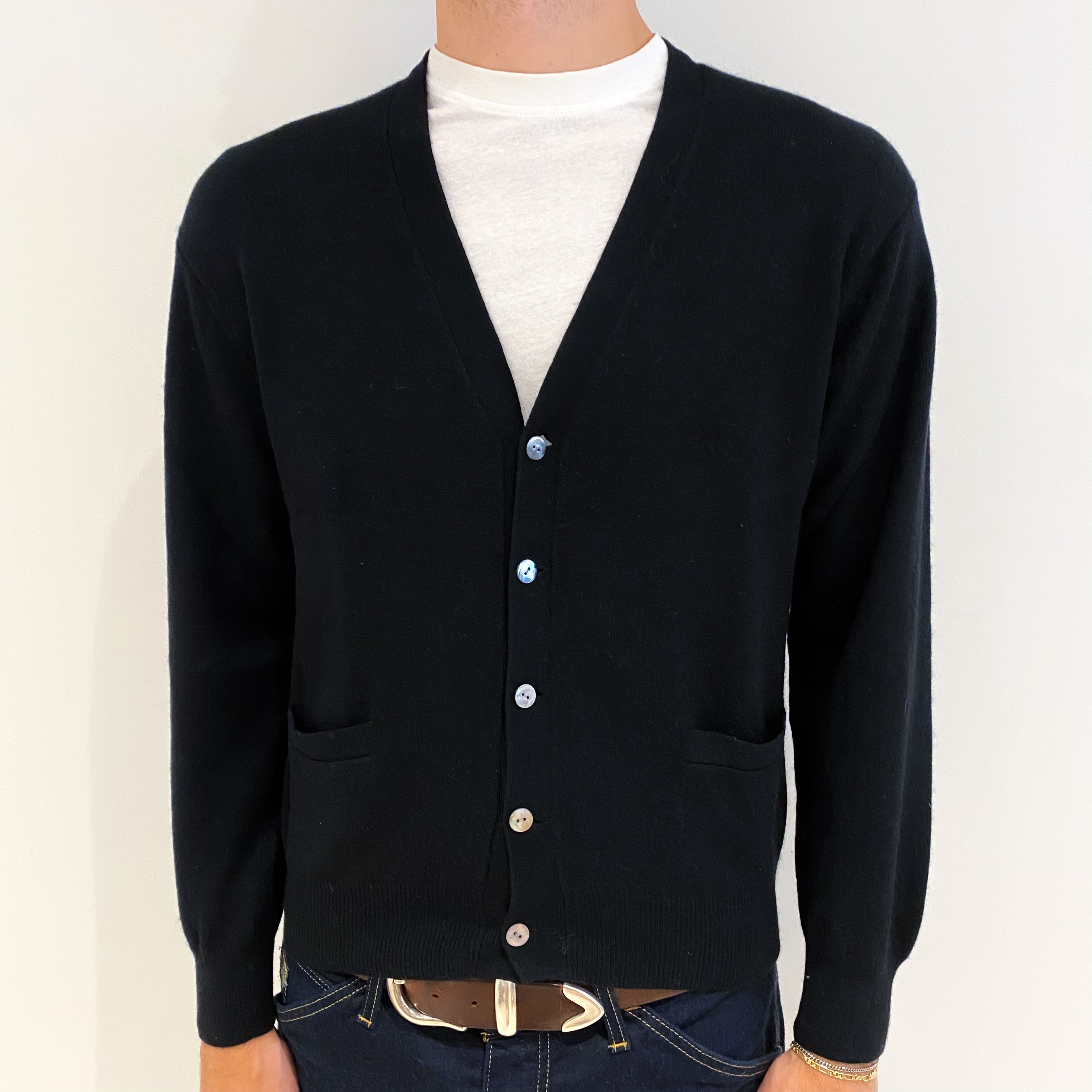 Men's Black Cashmere V-Neck Cardigan with Pockets Medium