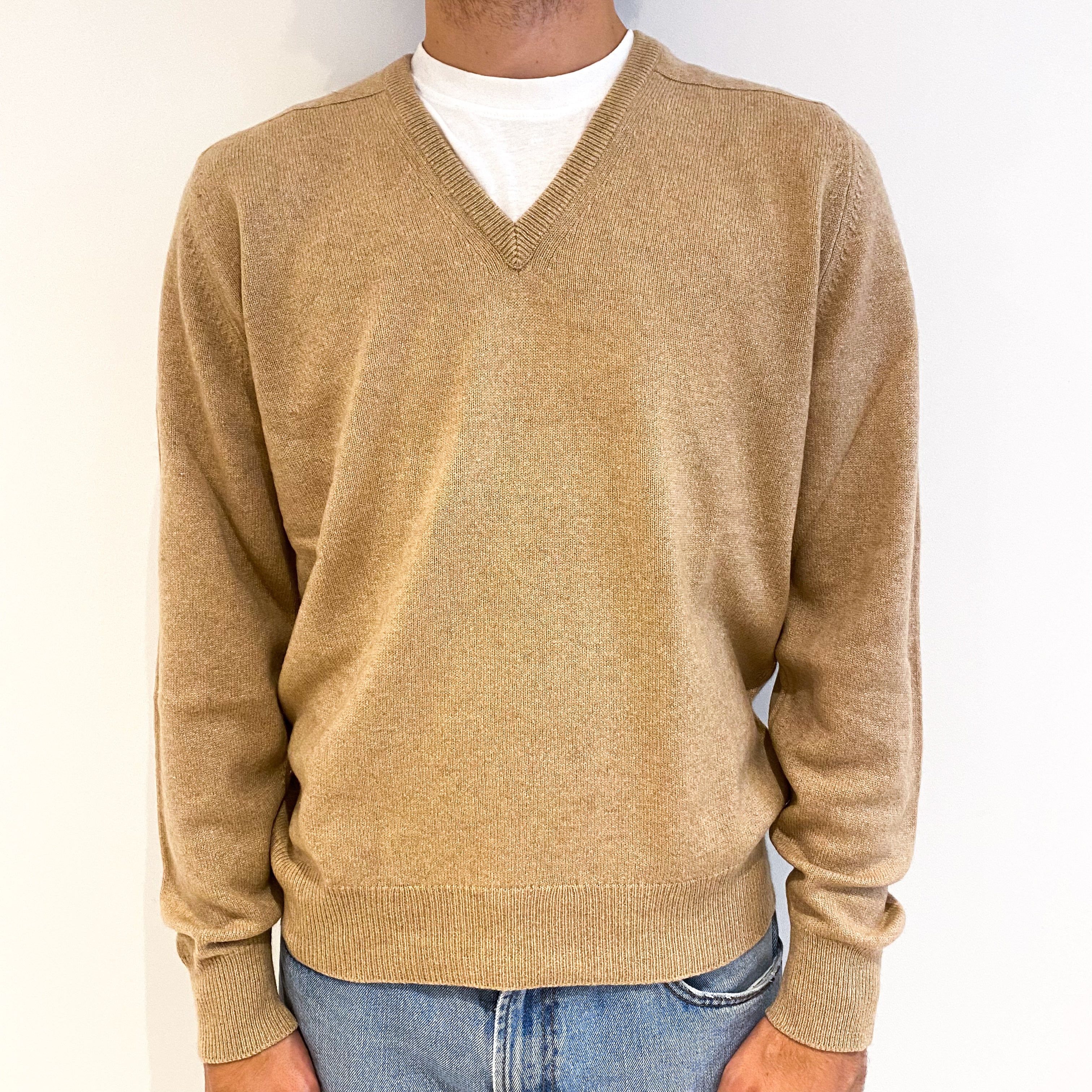 Men's Vintage Fudge Brown Cashmere V-Neck Jumper Large