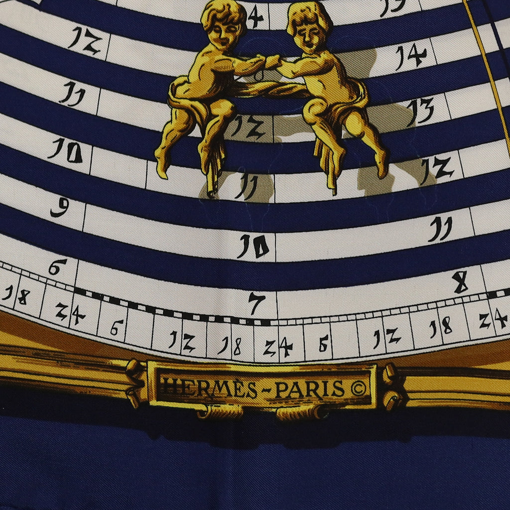 Brand New Boxed Hermès Dies et Hore Astrologie Silk Scarf