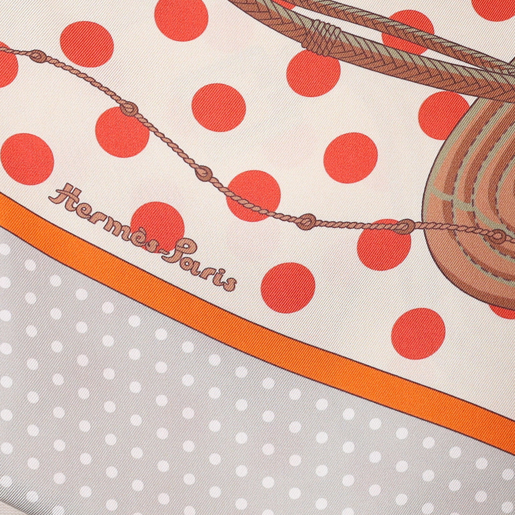 Pristine Boxed Hermès Clic Clouc Maxi Twilly Silk Scarf