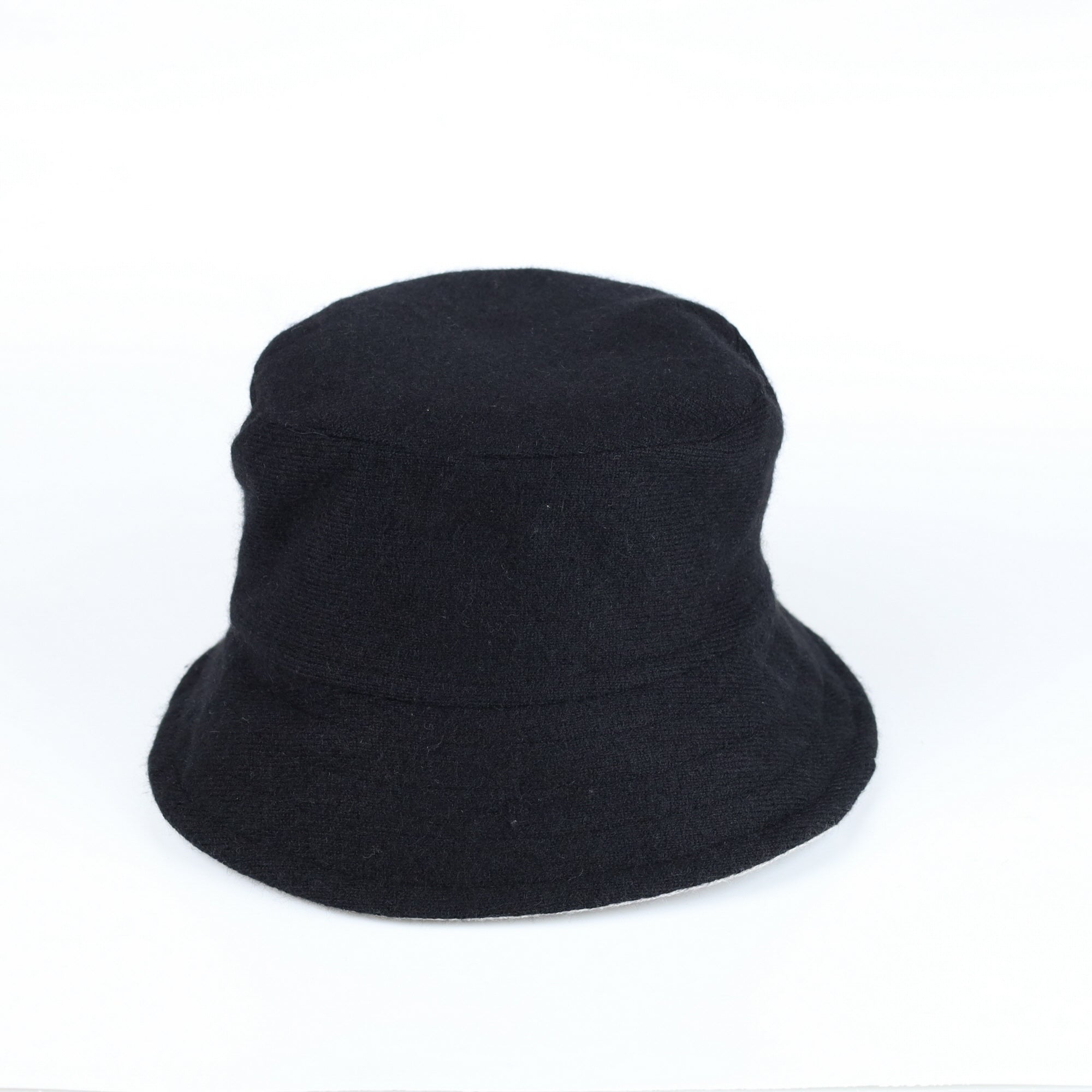 Black and Grey Reversible Cashmere Bucket Hat Medium