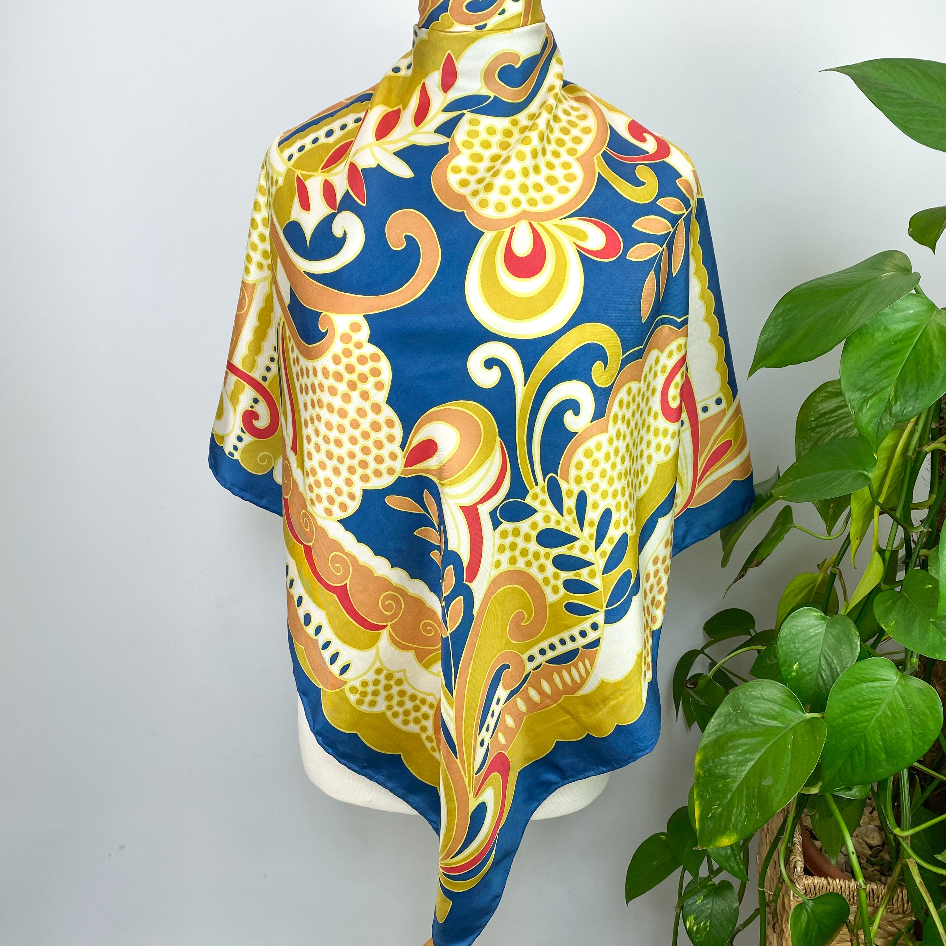 1970s Paisley Jacqmar Vintage Silk Scarf