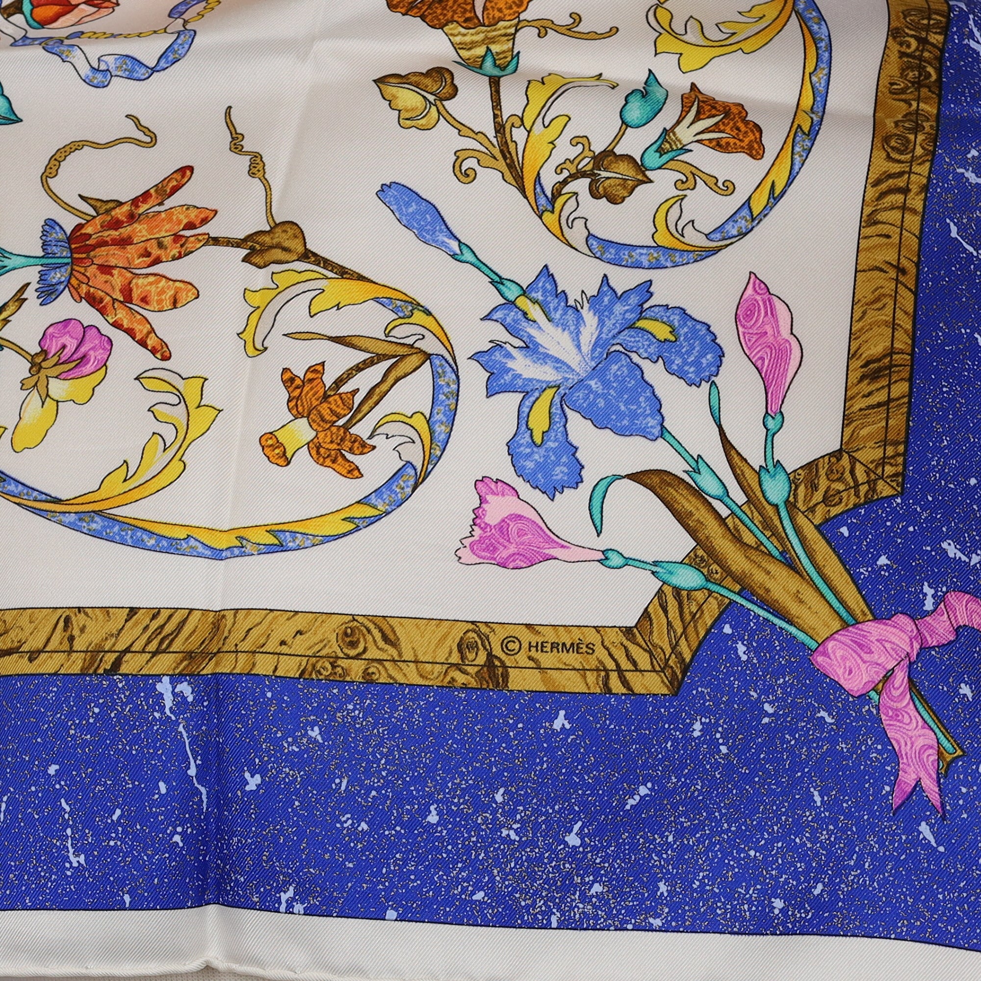 Brand New Boxed Hermès Pierres d’Orient er d’Occident Silk Scarf