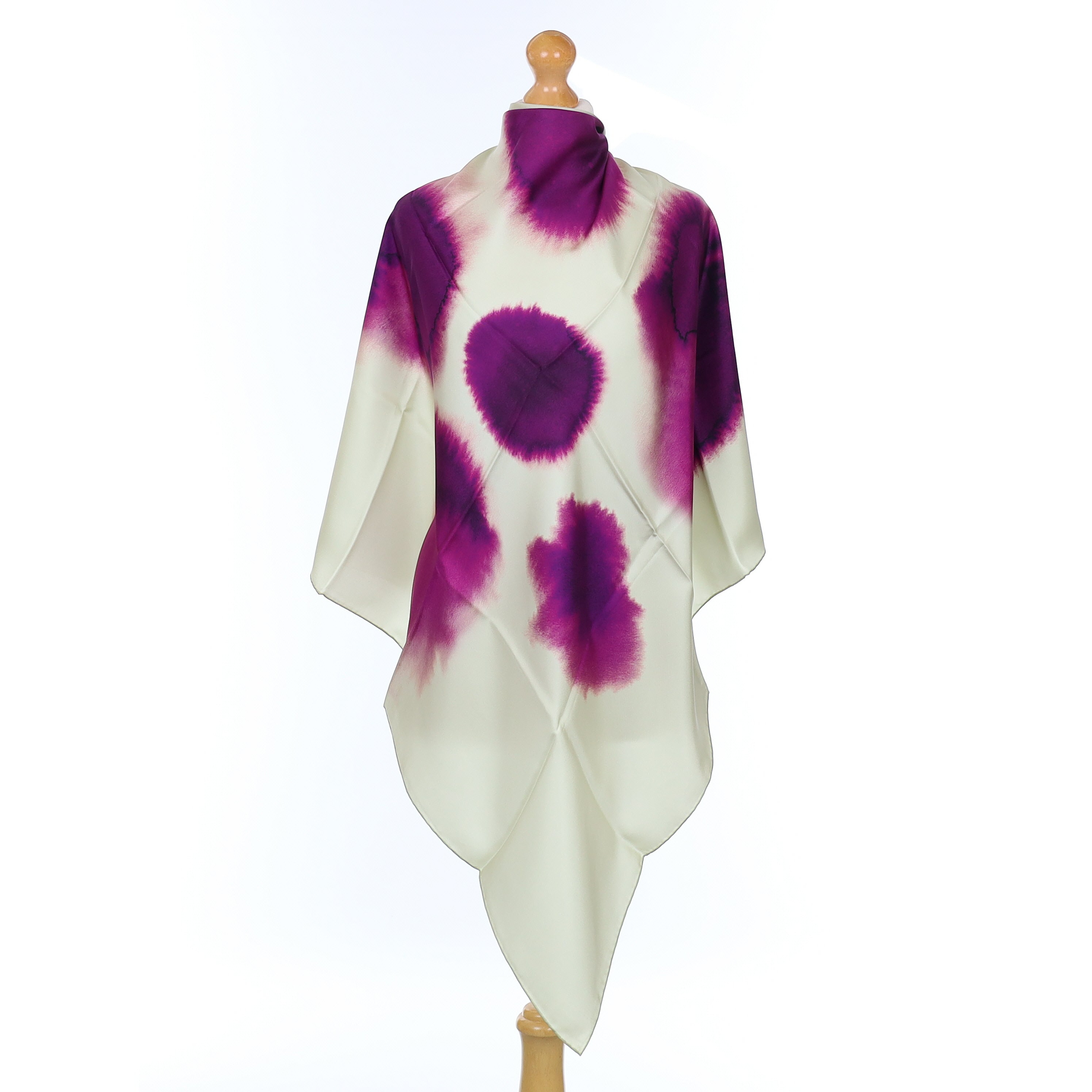 Brand New Italian Ivory Colour Run Design Silk Scarf