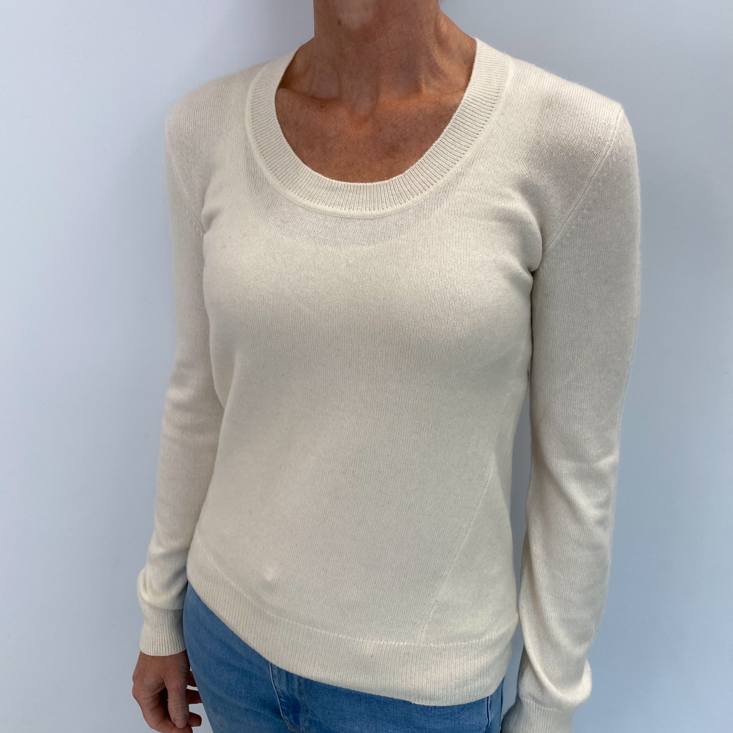 Vanilla Cream Cashmere Scoop Neck Jumper Small