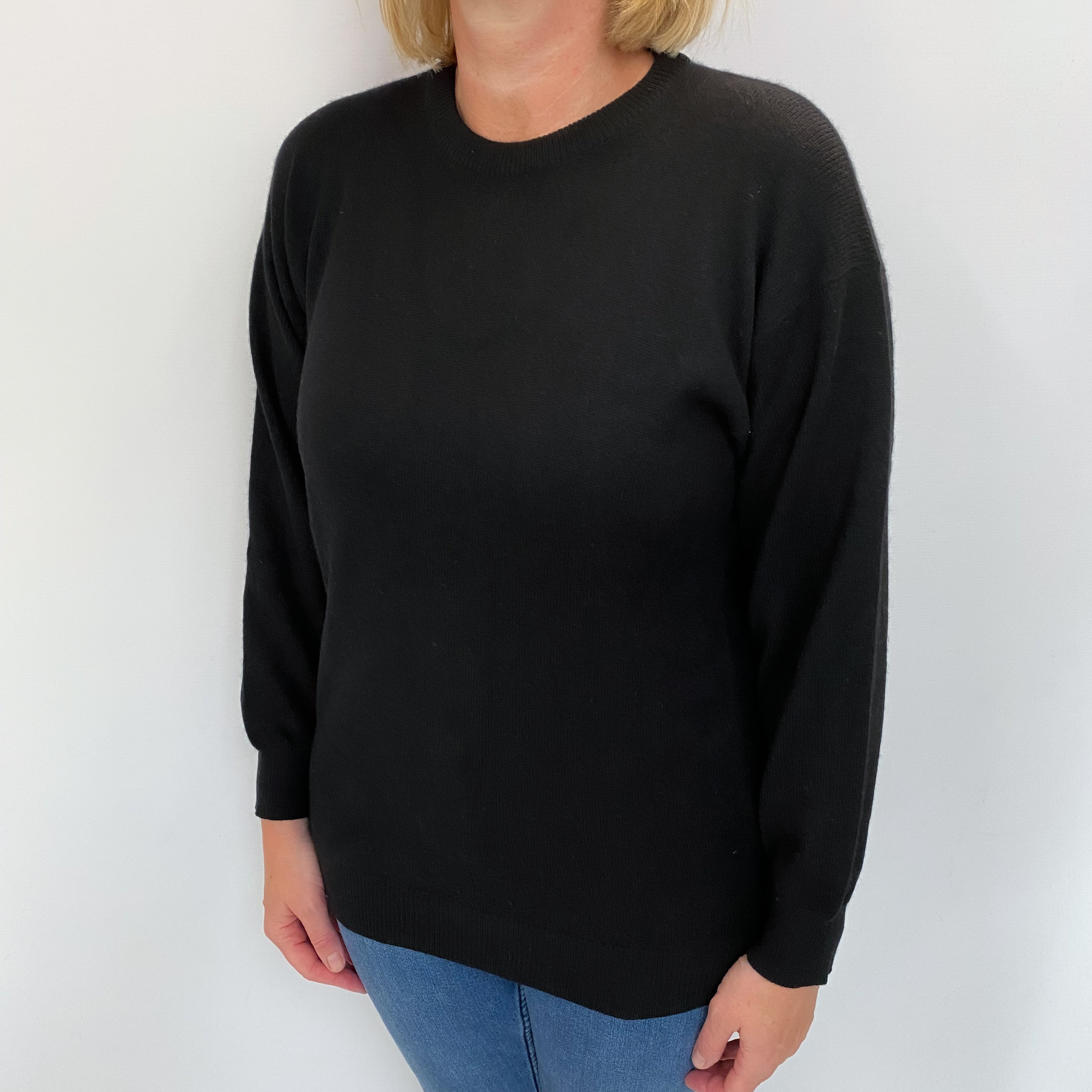 Scottish Black Cashmere Crew Neck Jumper Large