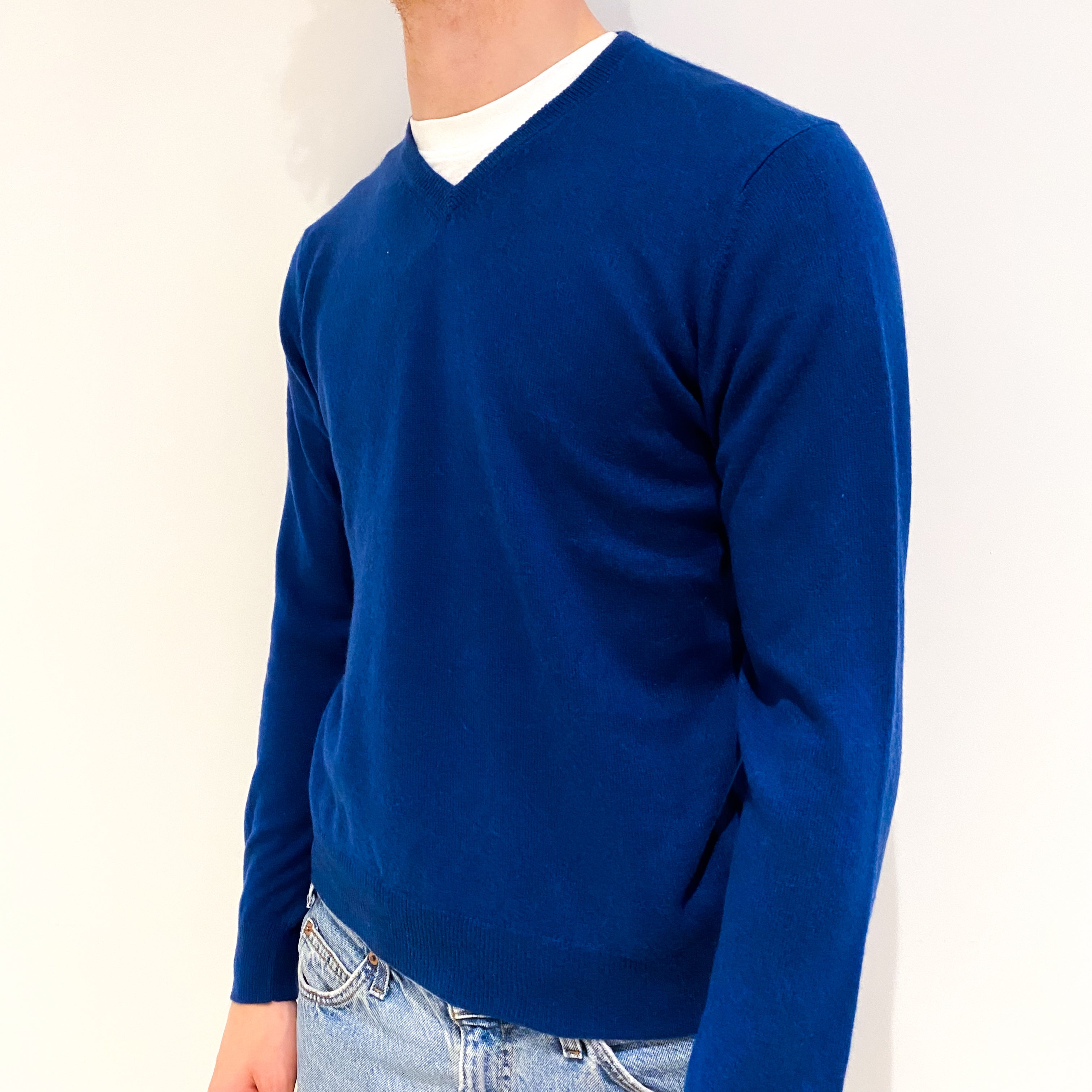 Men's Peacock Blue Cashmere V-Neck Jumper Medium