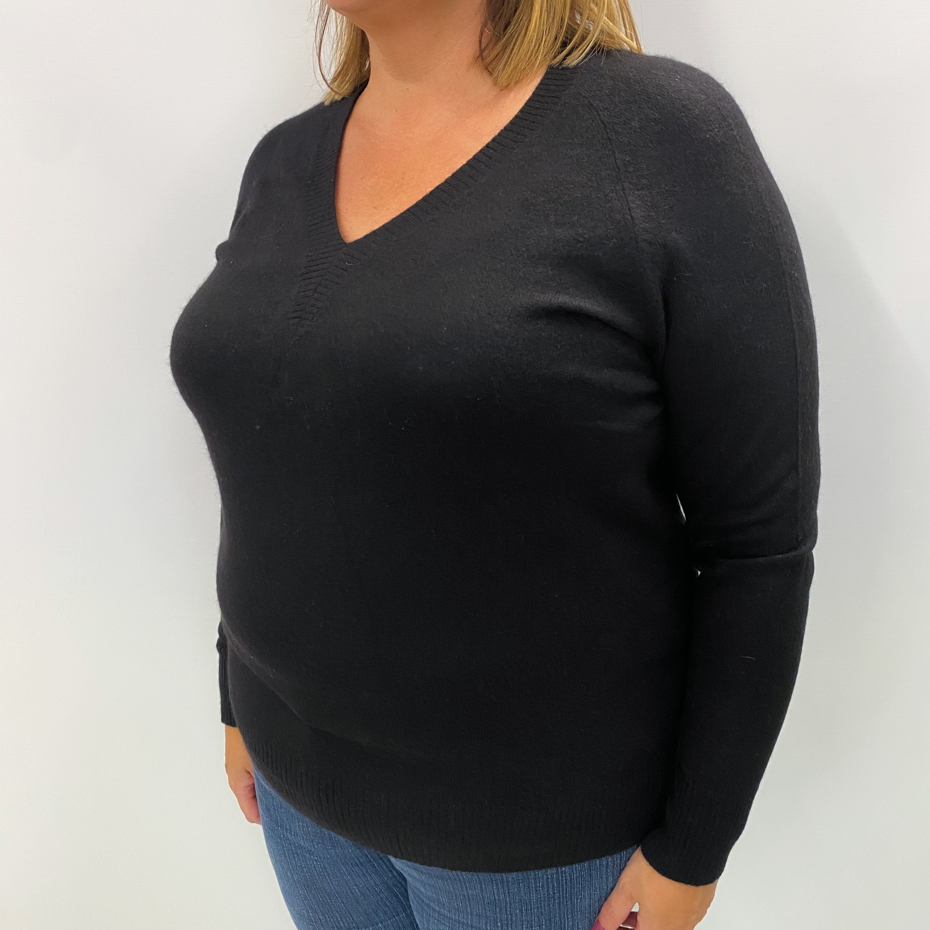 Black Cashmere V Neck Jumper Extra Large
