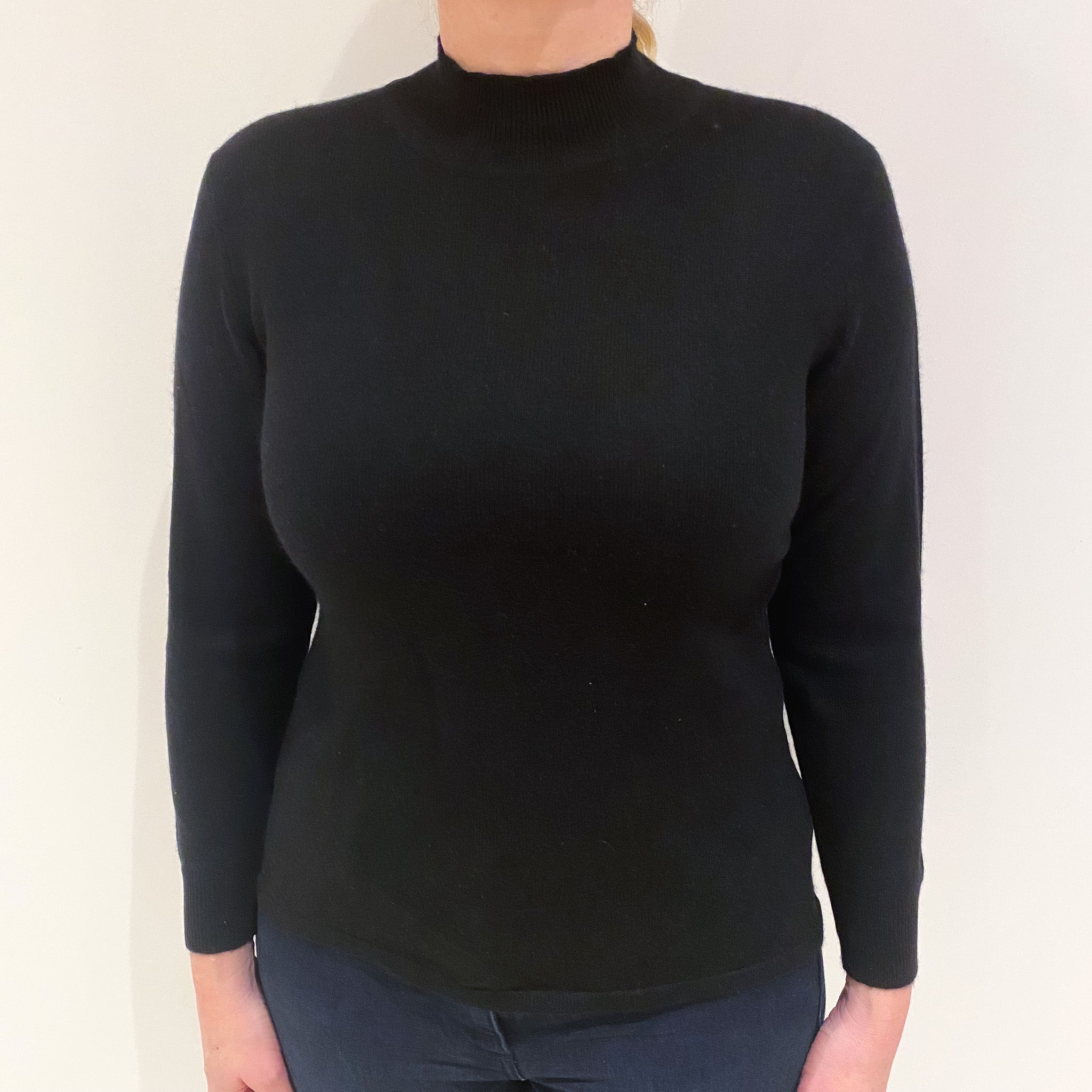 Black Cashmere Turtle Neck Jumper Large