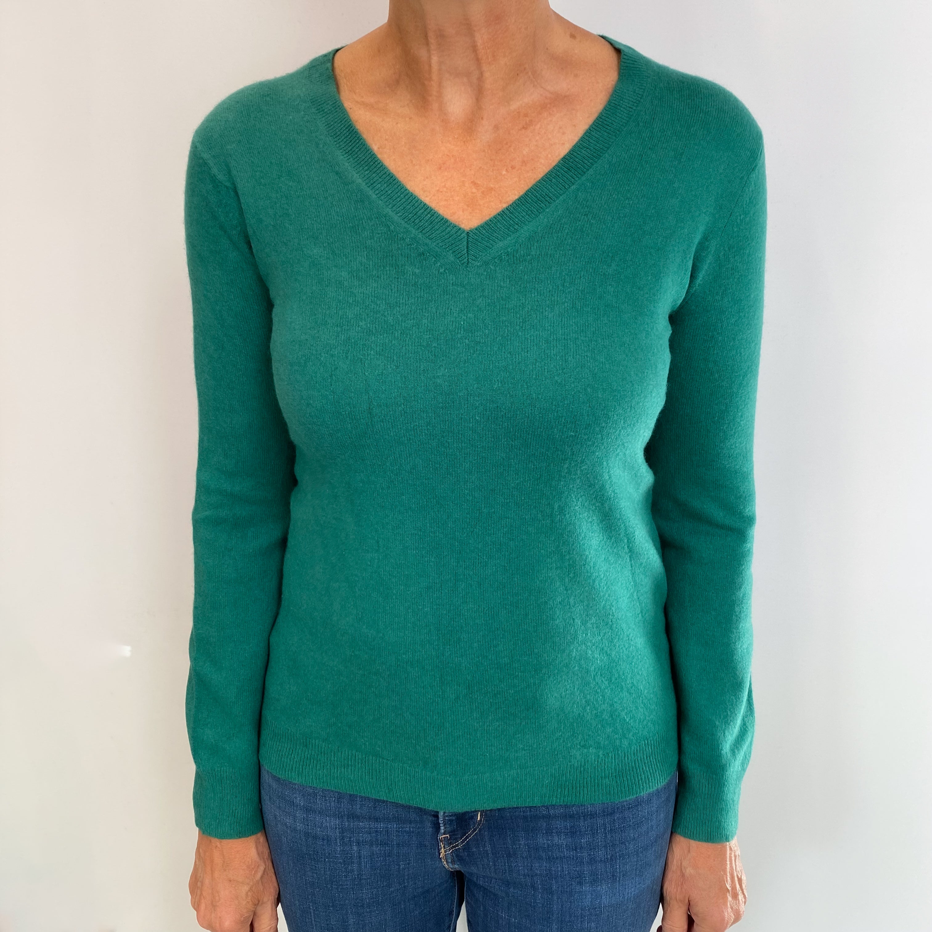 Shamrock Green Cashmere V Neck Jumper Medium