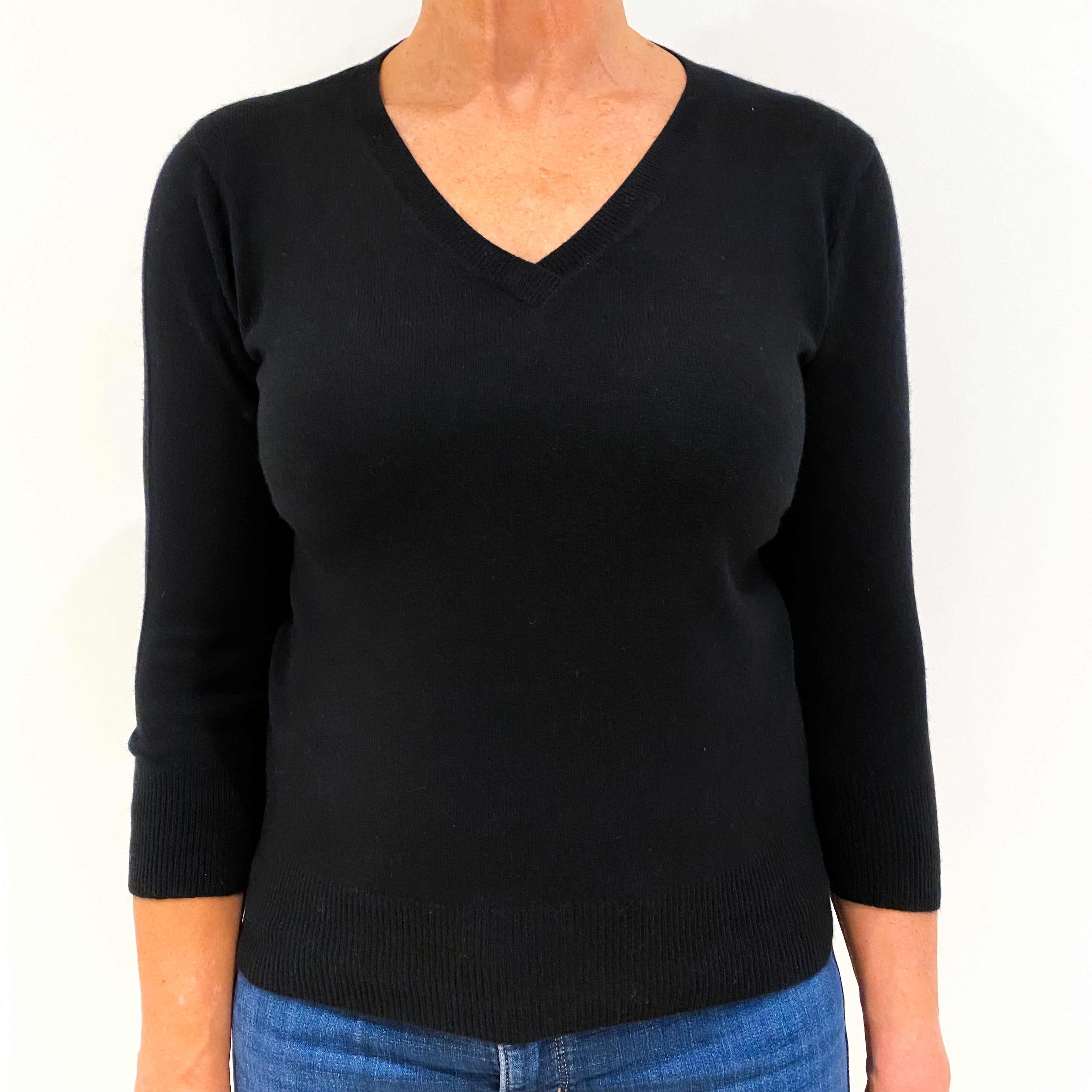 Black 3/4 Sleeved Cashmere V-Neck Jumper Medium