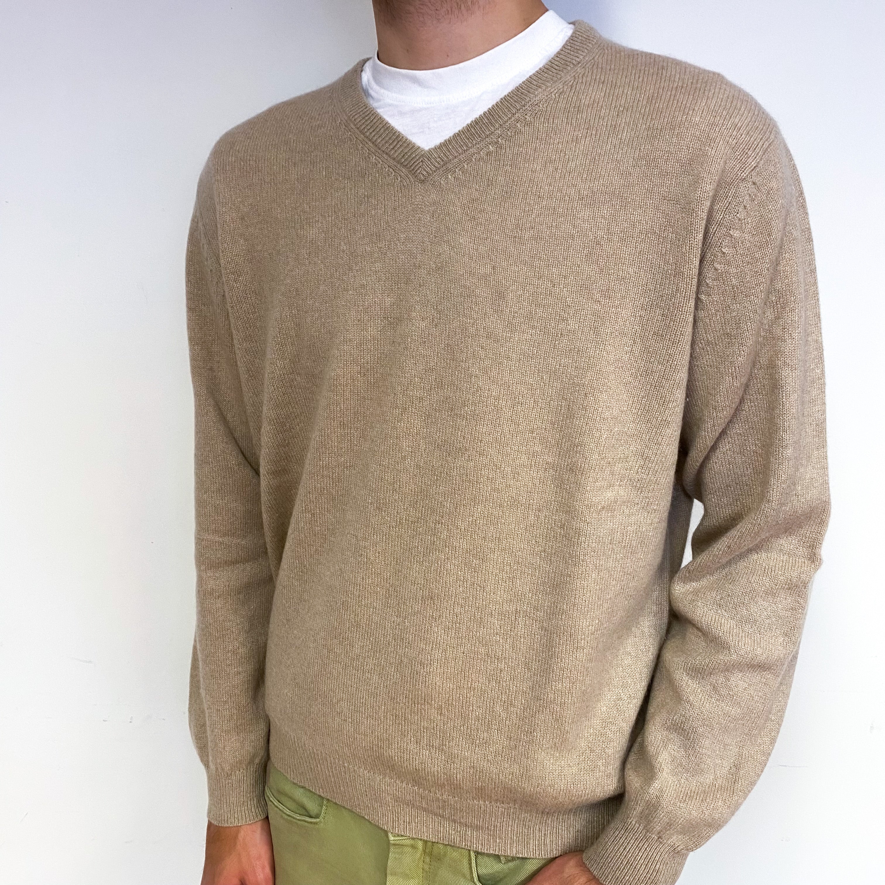 Men's Biscuit Brown Cashmere V-Neck Jumper Large
