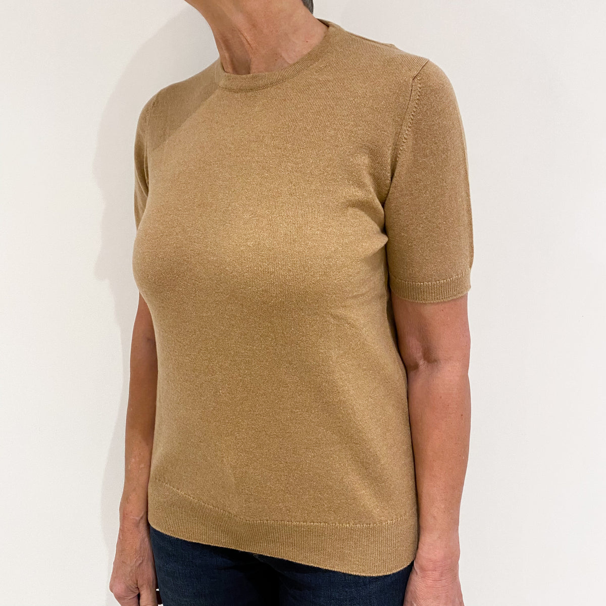 Brand New Scottish Caramel Brown Short Sleeved Cashmere Crew Neck Jumper XS