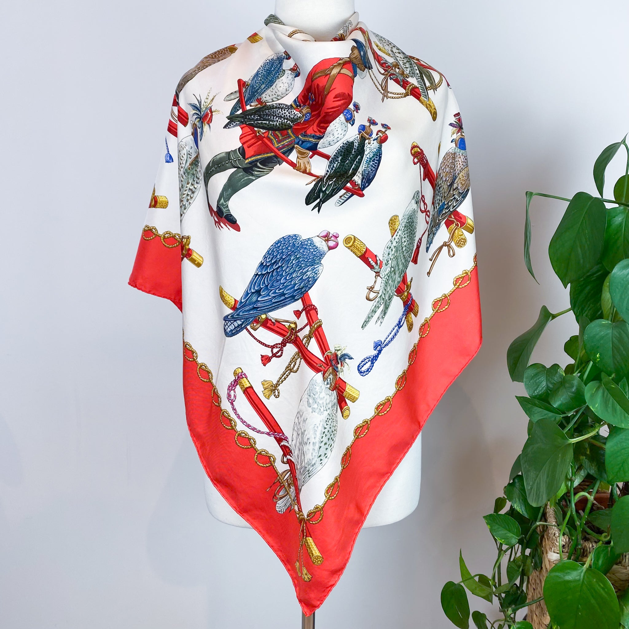 Boxed Hermes Oiseaux du Roy Vintage Silk Scarf