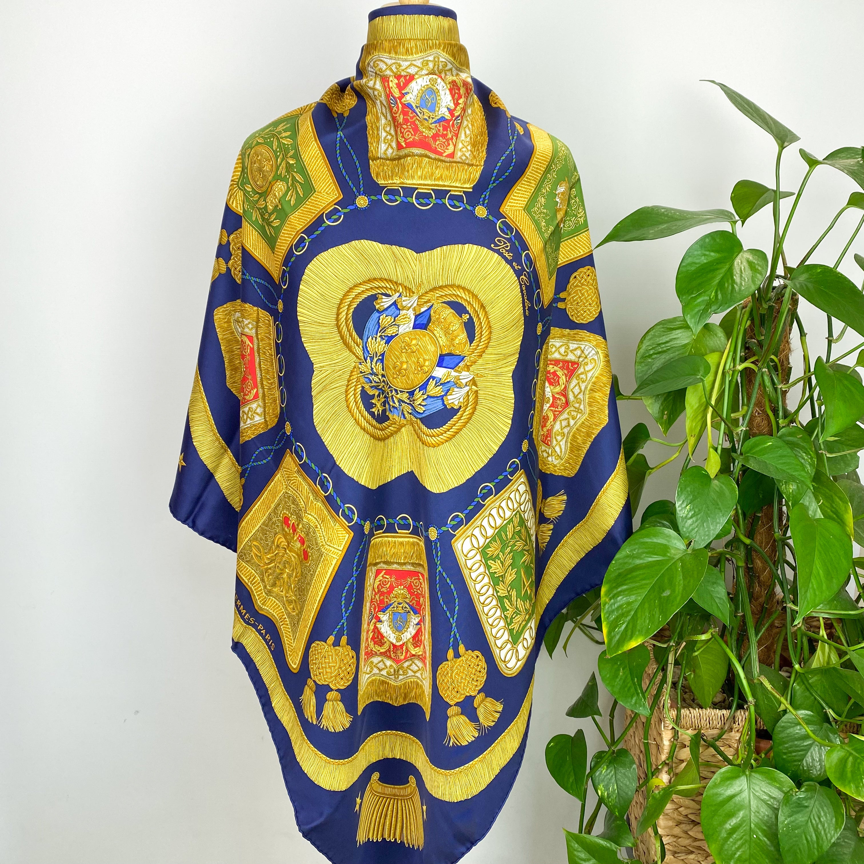 Boxed Hermès Poste Et Cavalerie Silk Scarf