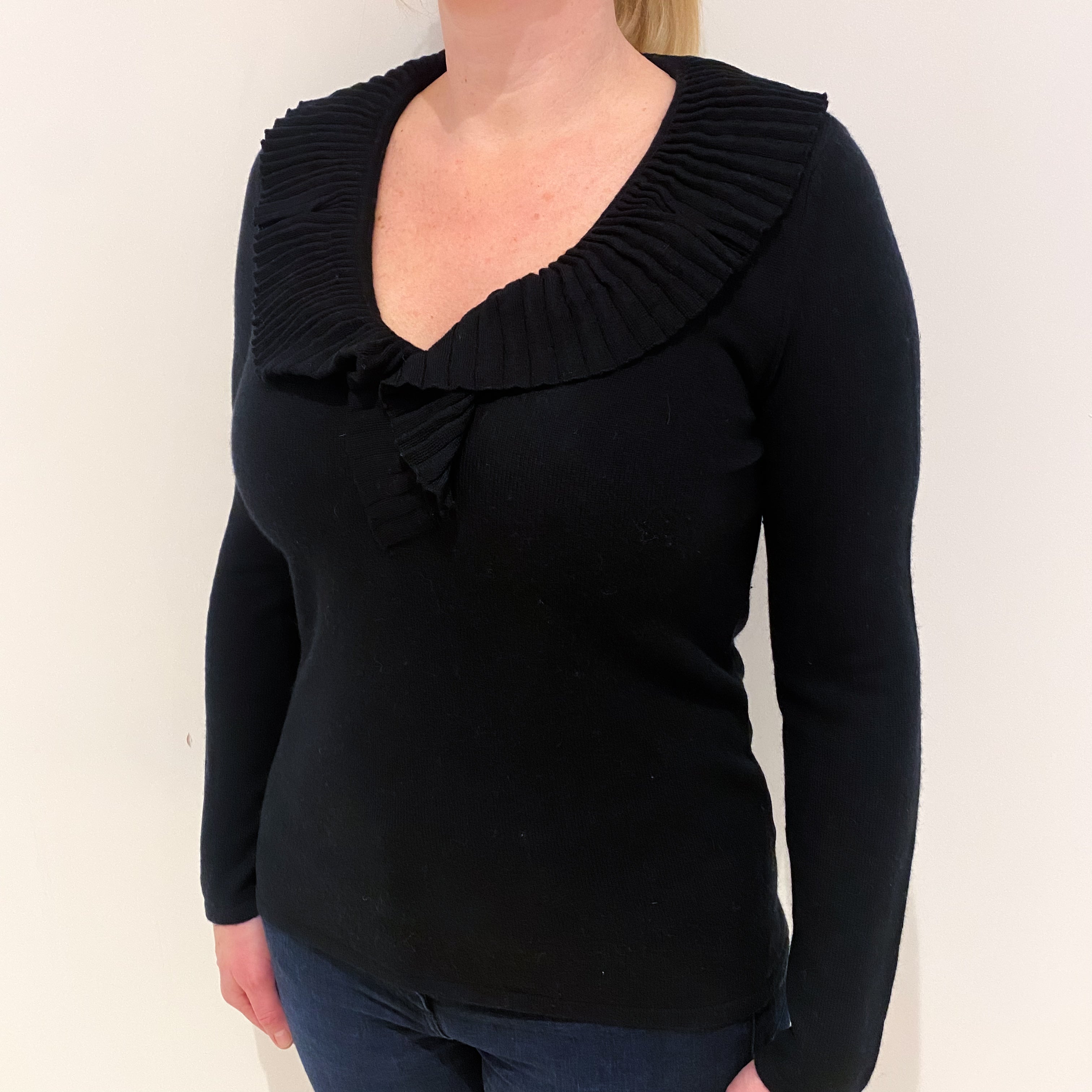 Black Cashmere Ruffle V-Neck Jumper Large
