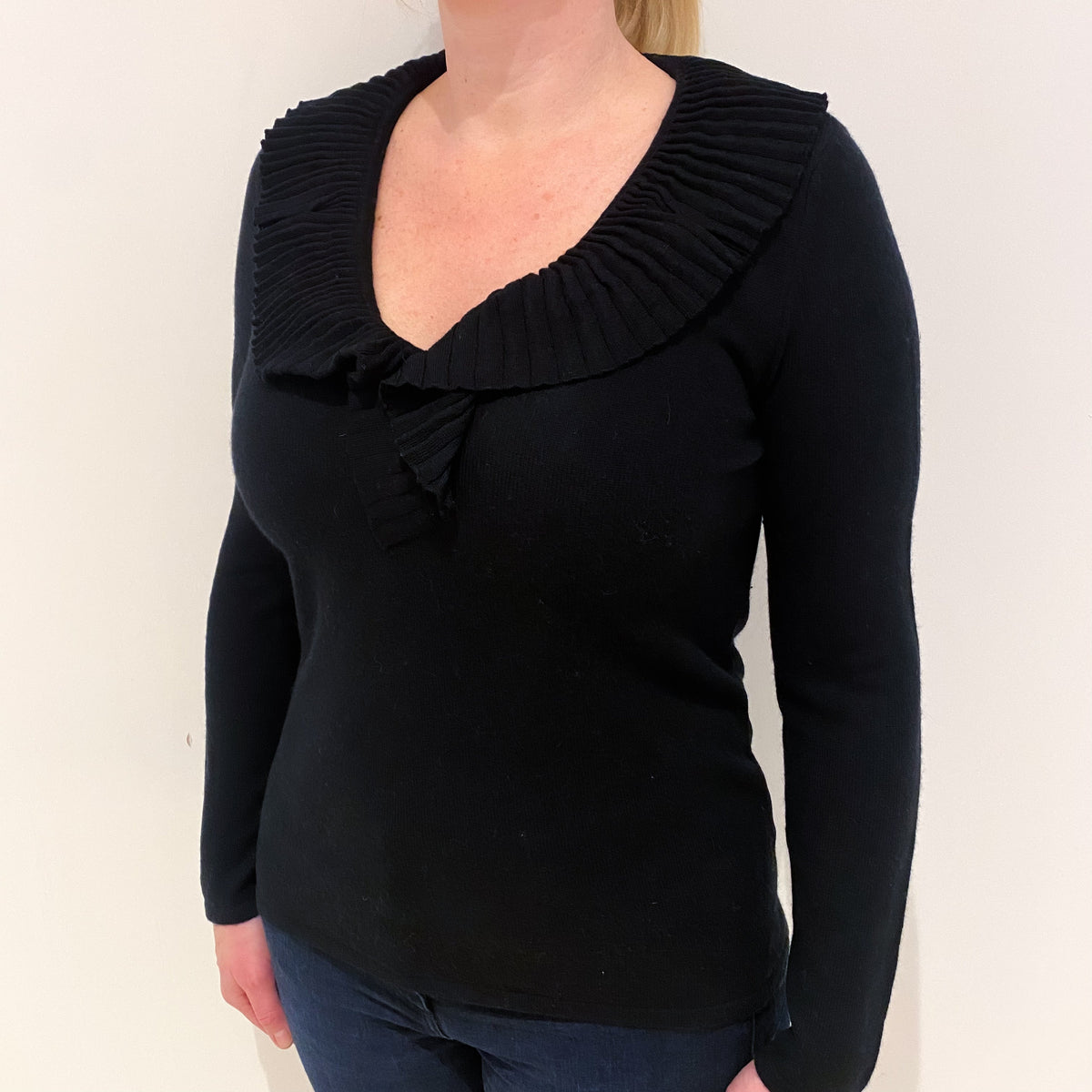 Black Cashmere Ruffle V-Neck Jumper Large
