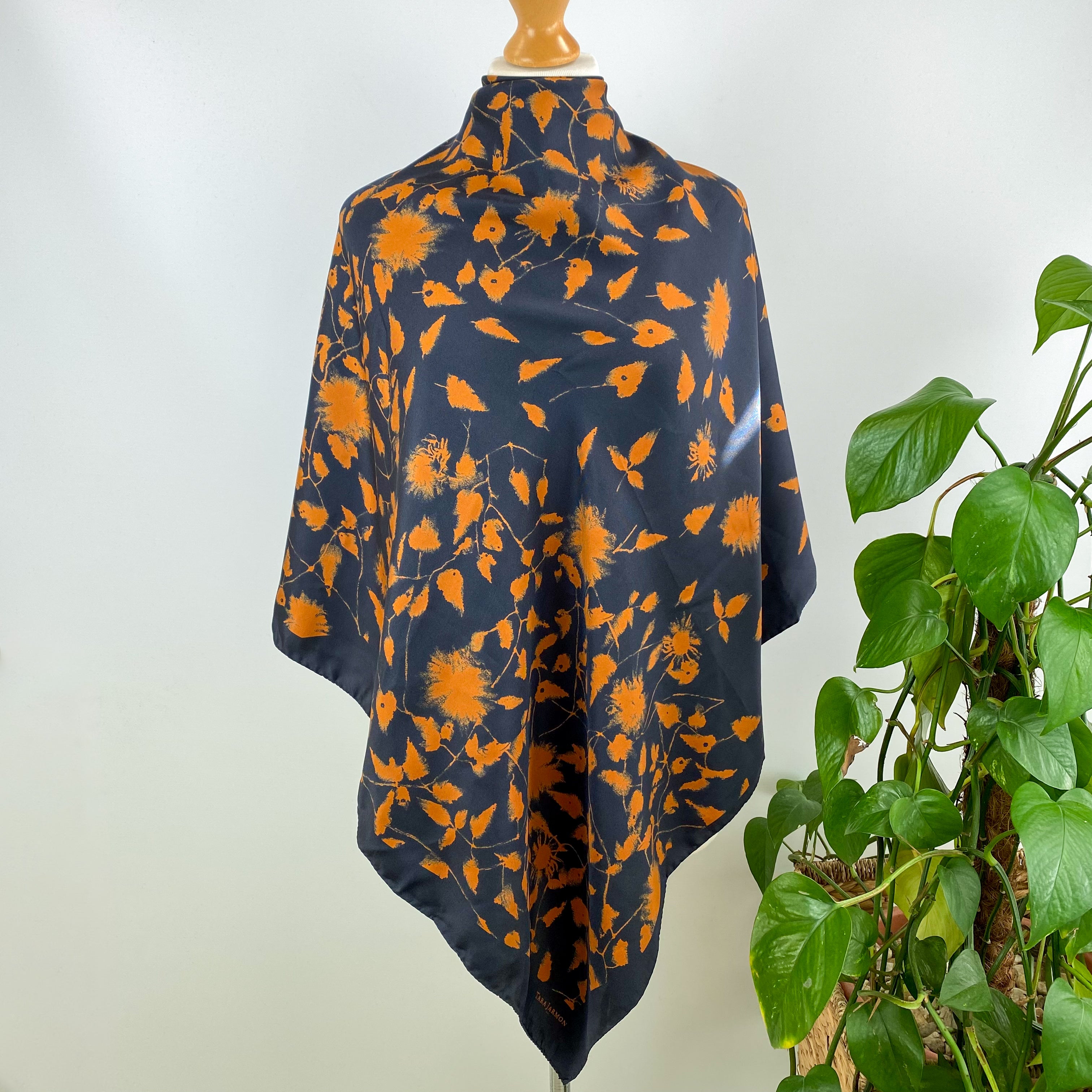 Brand New Tara Jarmon Designer Silk Scarf