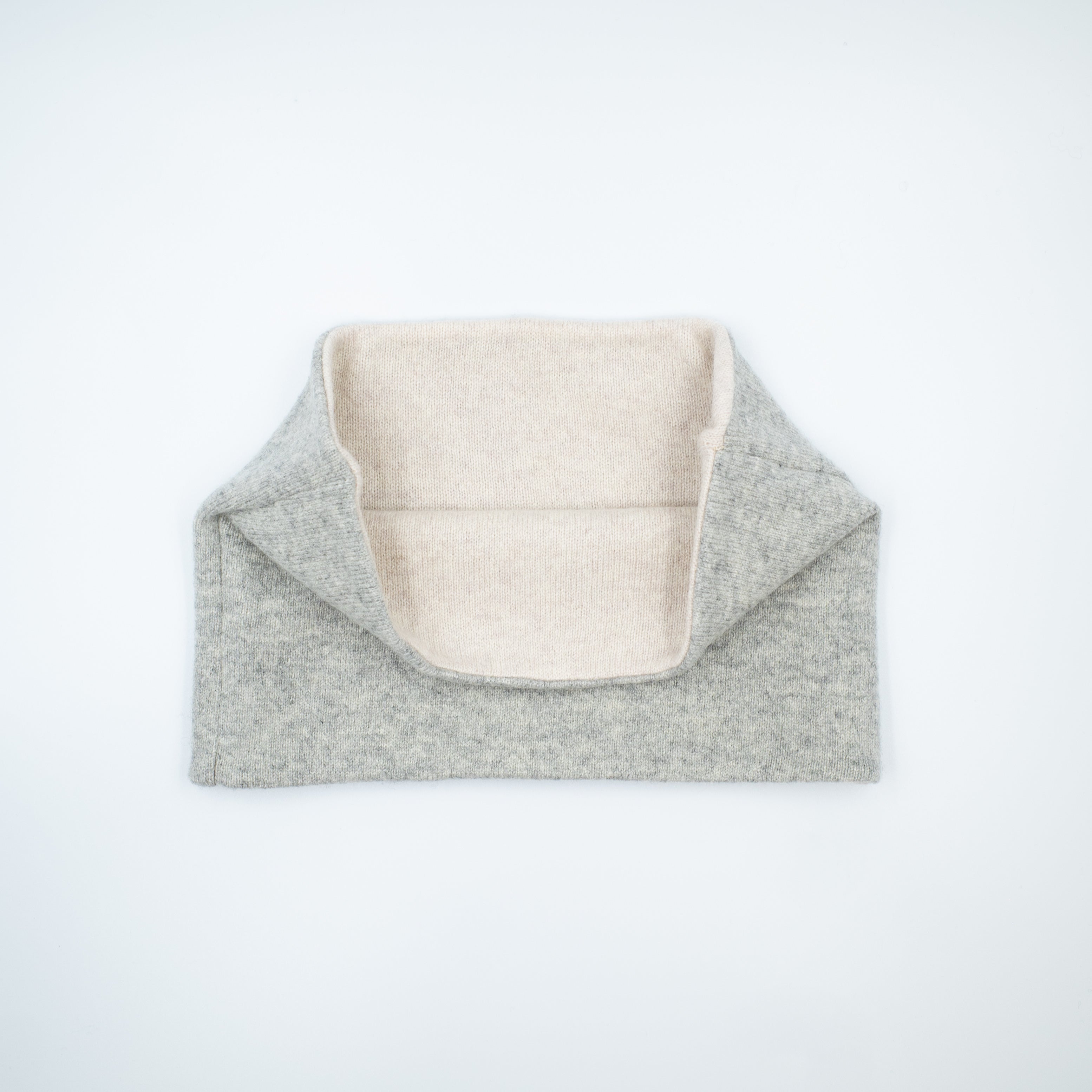Mens Pale Grey and Beige Neck Warmer