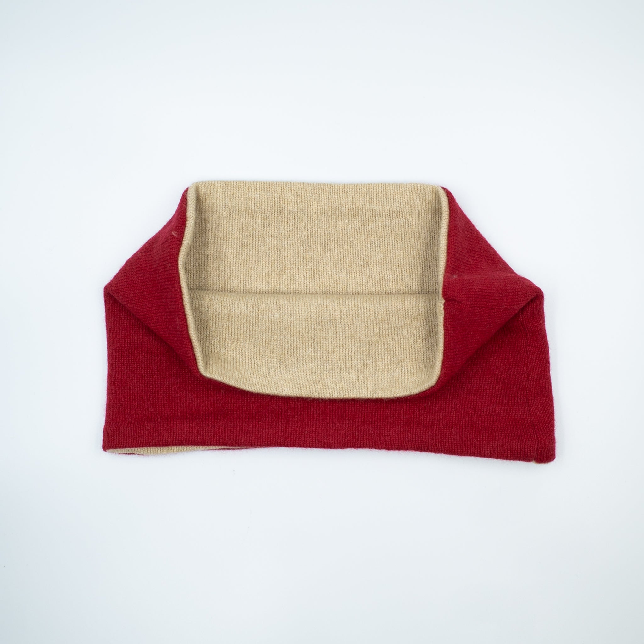 Men’s Postie Red and Camel Neck Warmer