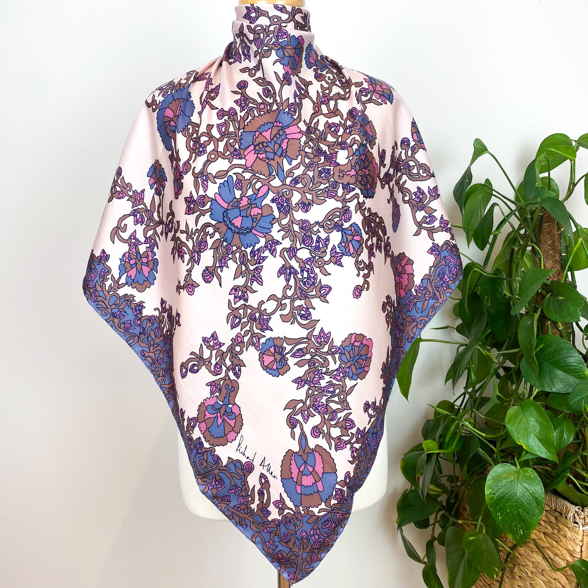 1970s Richard Allan Floral Vintage Silk Scarf