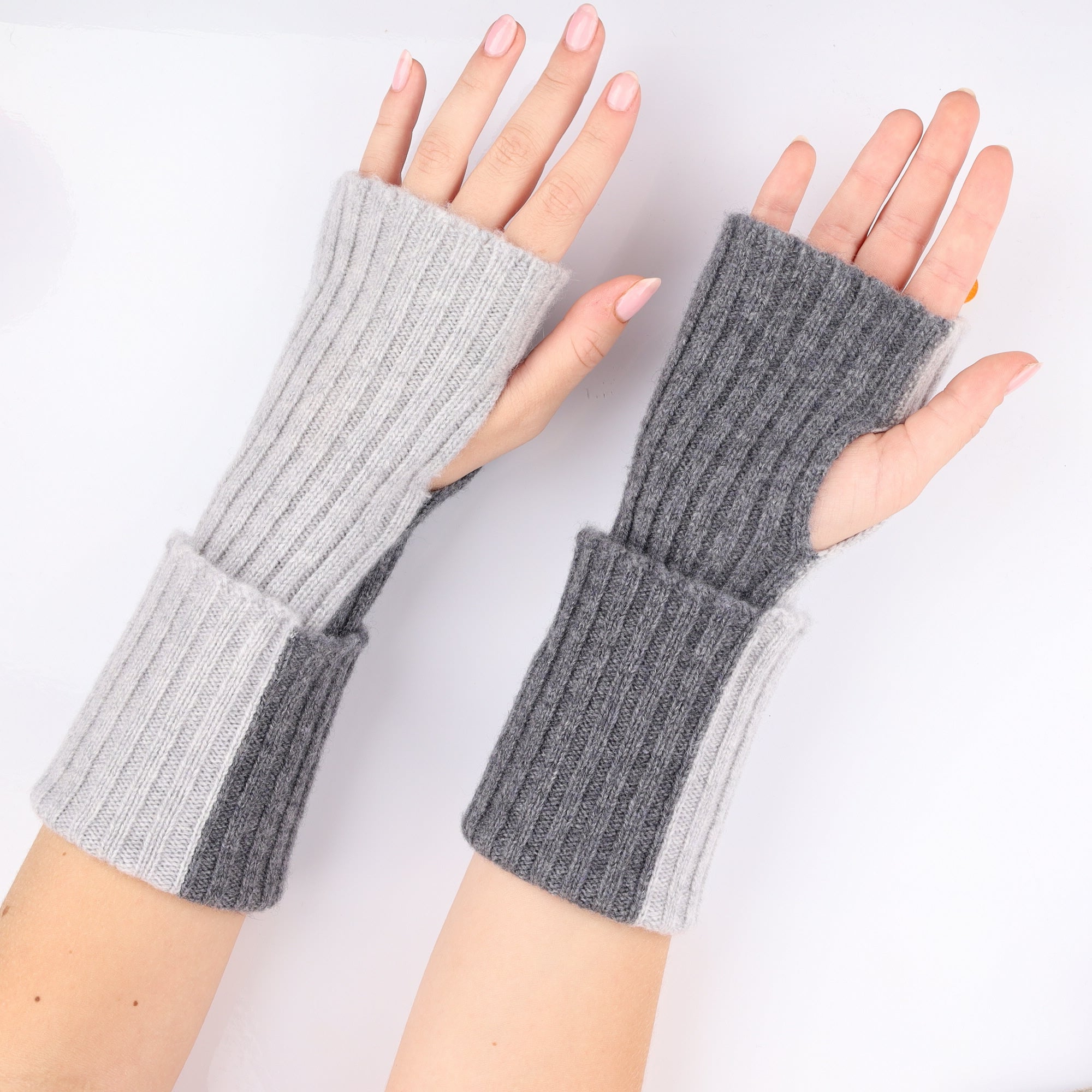 Brand New Scottish Slate and Smoke Grey Ribbed Fingerless Gloves