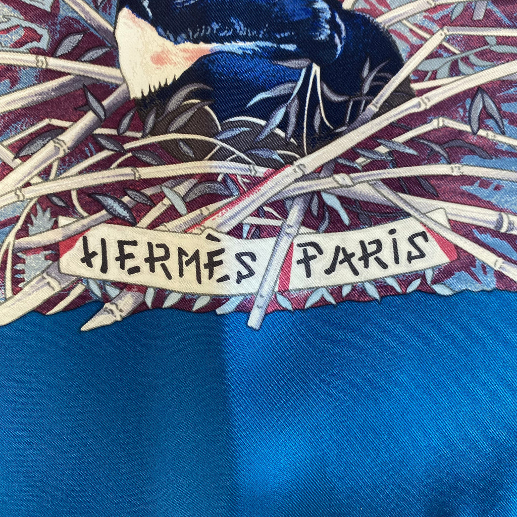 Brand New Boxed Hermès Sichuan Silk Scarf