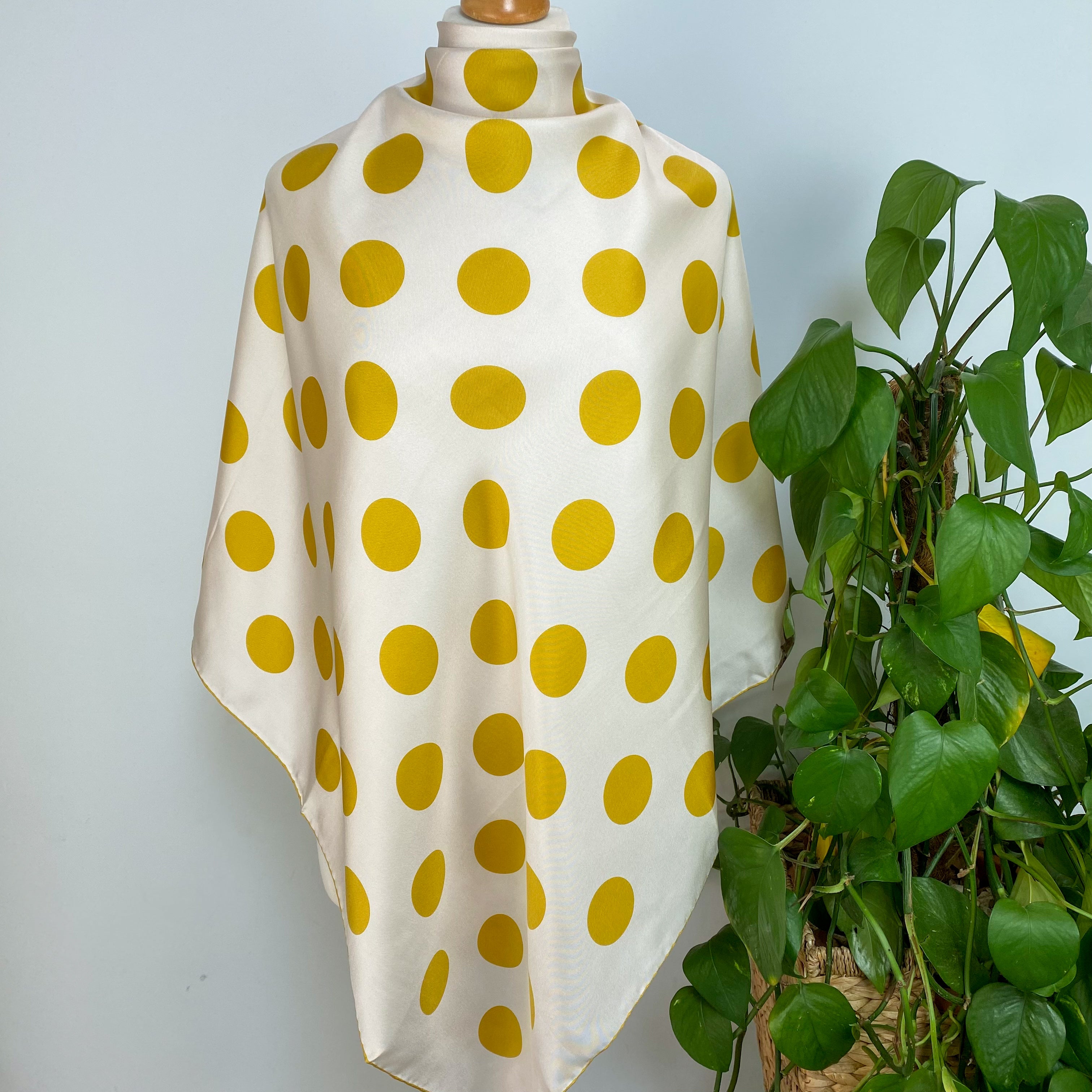 Holland & Holland Spotty Designer Silk Scarf