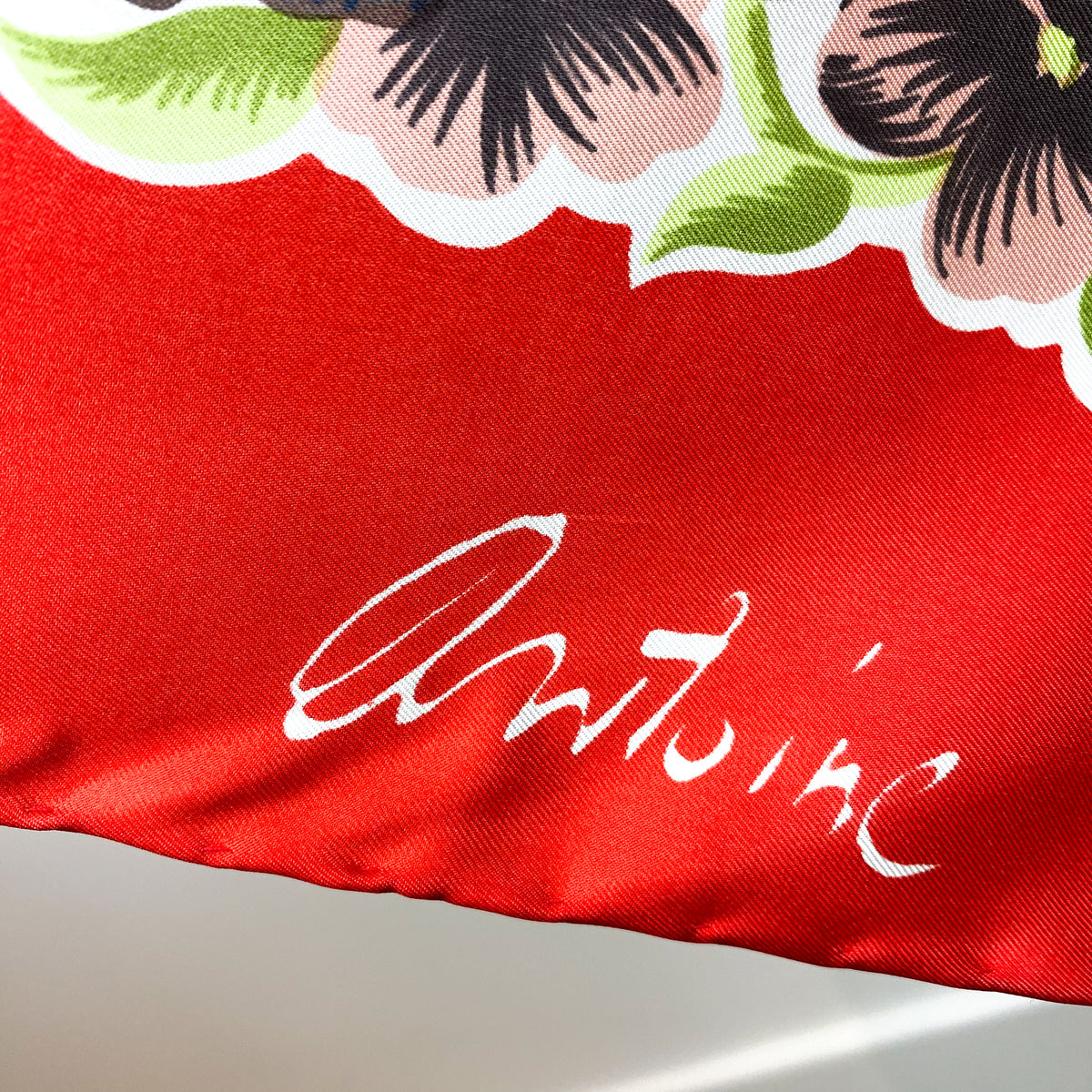 Immaculate Antoine Floral Vintage Silk Scarf