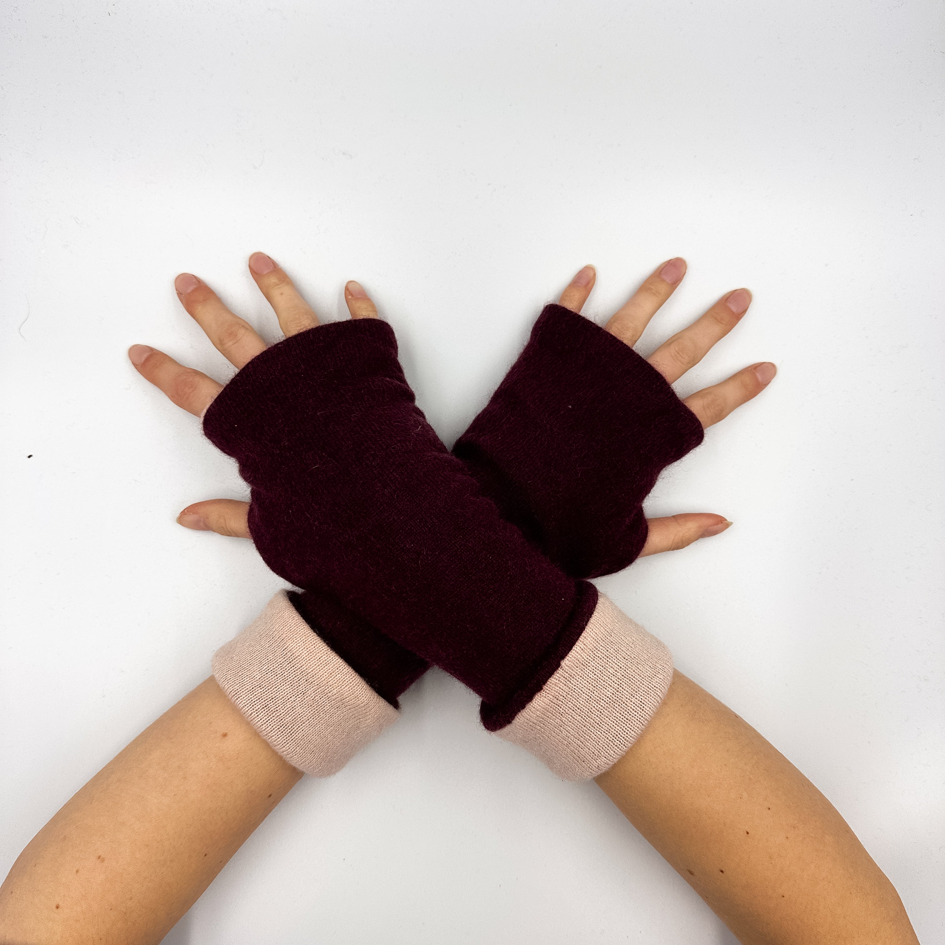 Plum Purple and Nude Pink Luxury Reversible Cashmere Fingerless Gloves