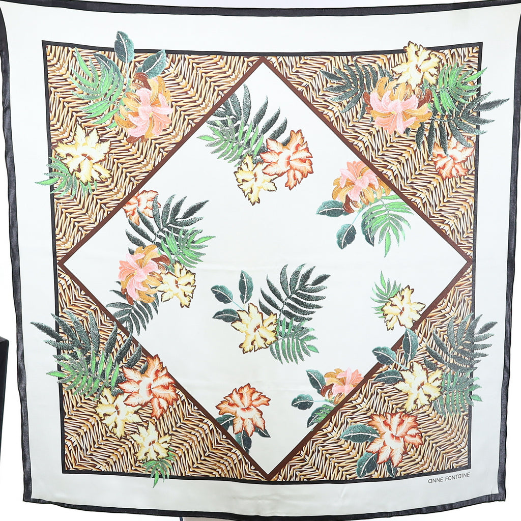 Immaculate Boxed Anne Fontaine Floral Cream Silk Scarf