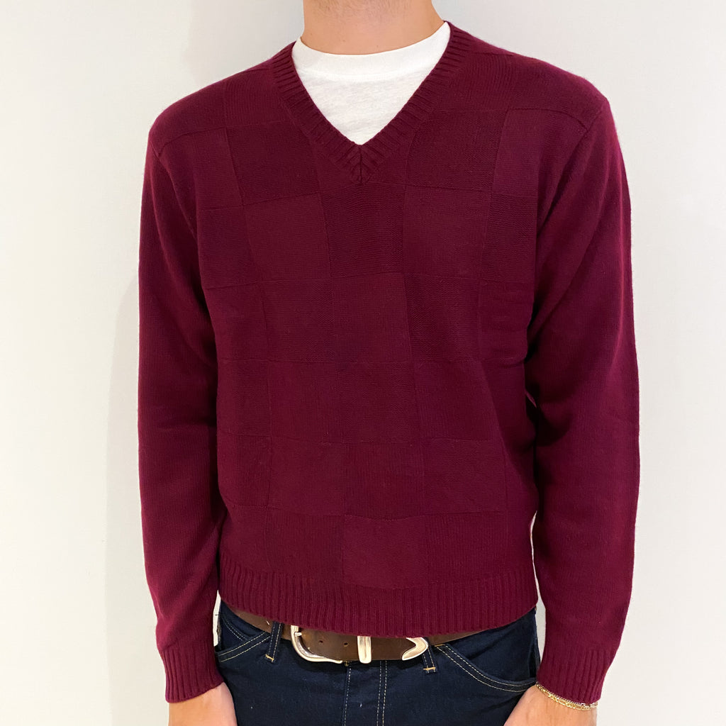 Men's Mulberry Red Textured Cashmere V-Neck Jumper Medium Short