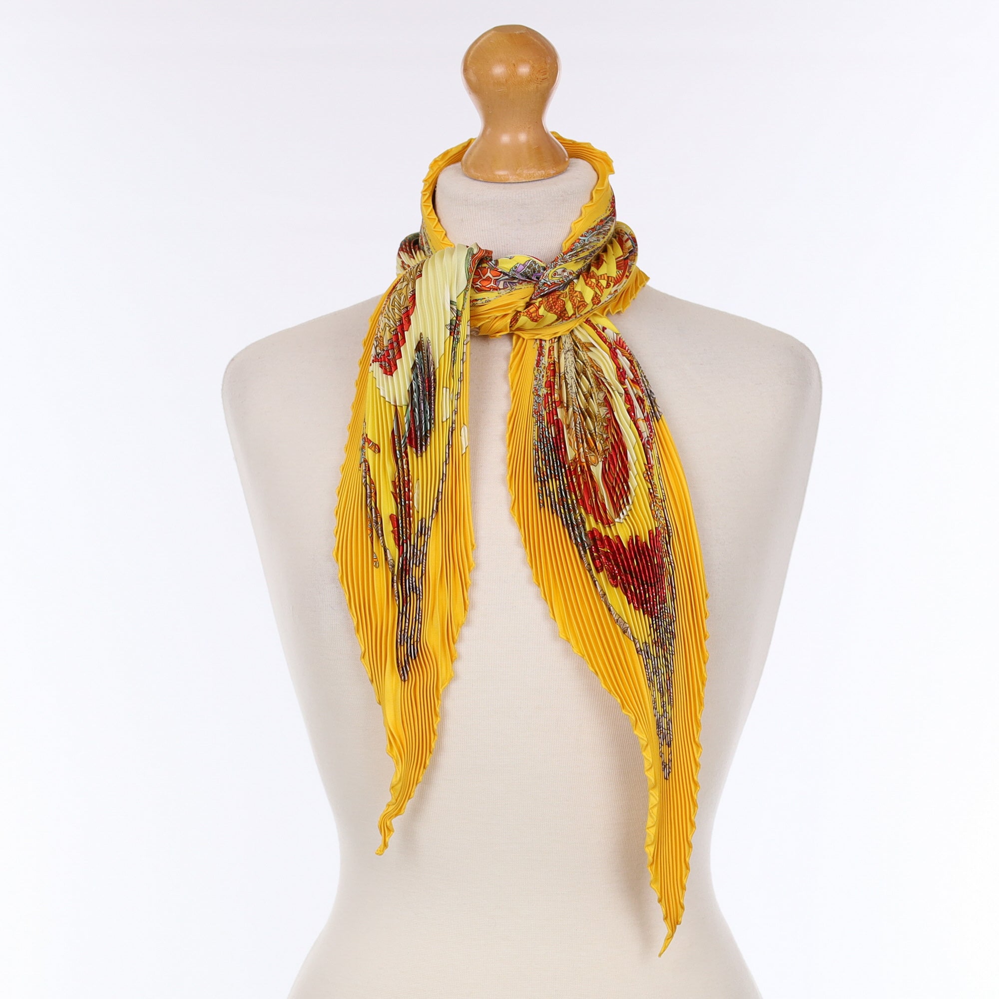 Brand New Boxed Hermès Grands Fonds Plisse Silk Scarf