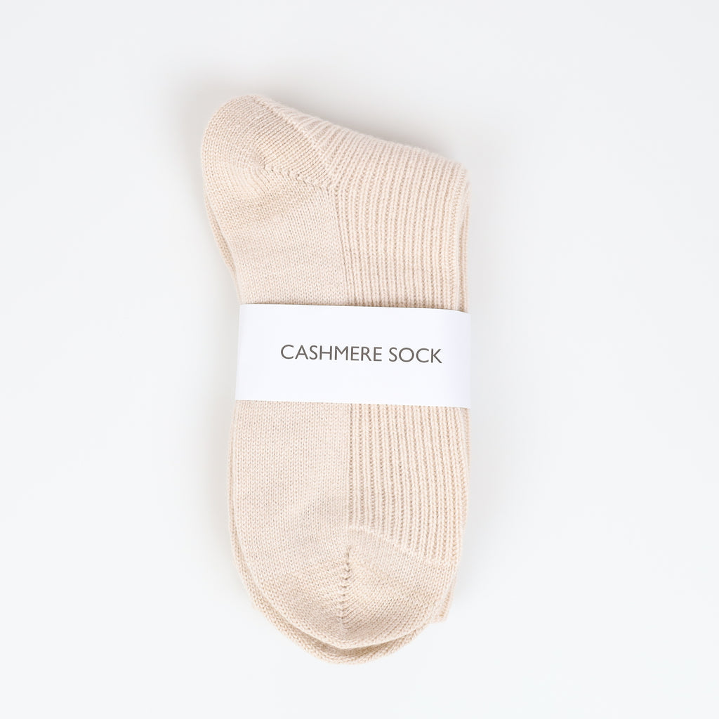 Brand New Scottish Sand Beige Ladies Cashmere Every Day Socks