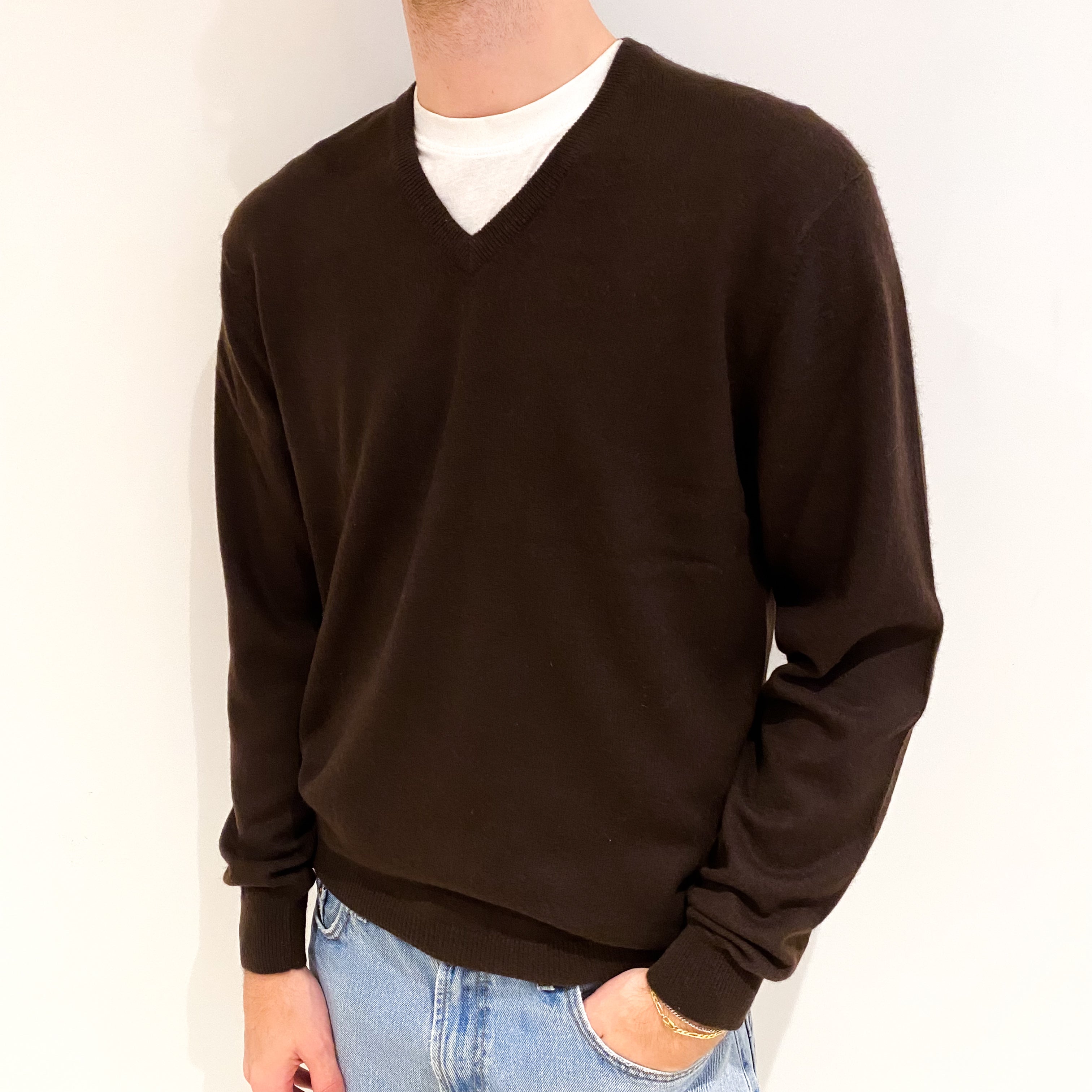 Men's Dark Chocolate Brown Cashmere V Neck Jumper Medium