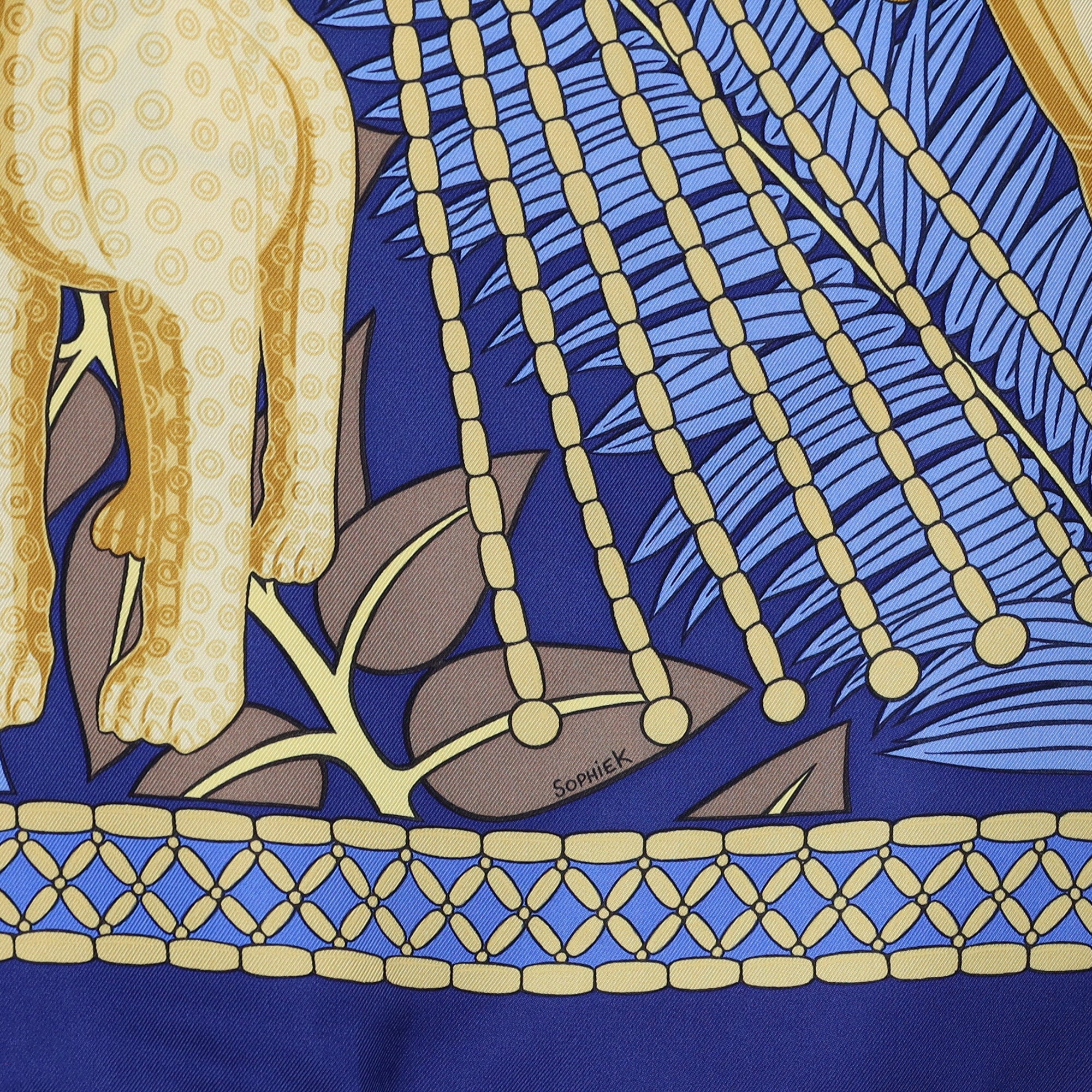 Boxed Hermès Trésor Royal du Bénin Silk Scarf