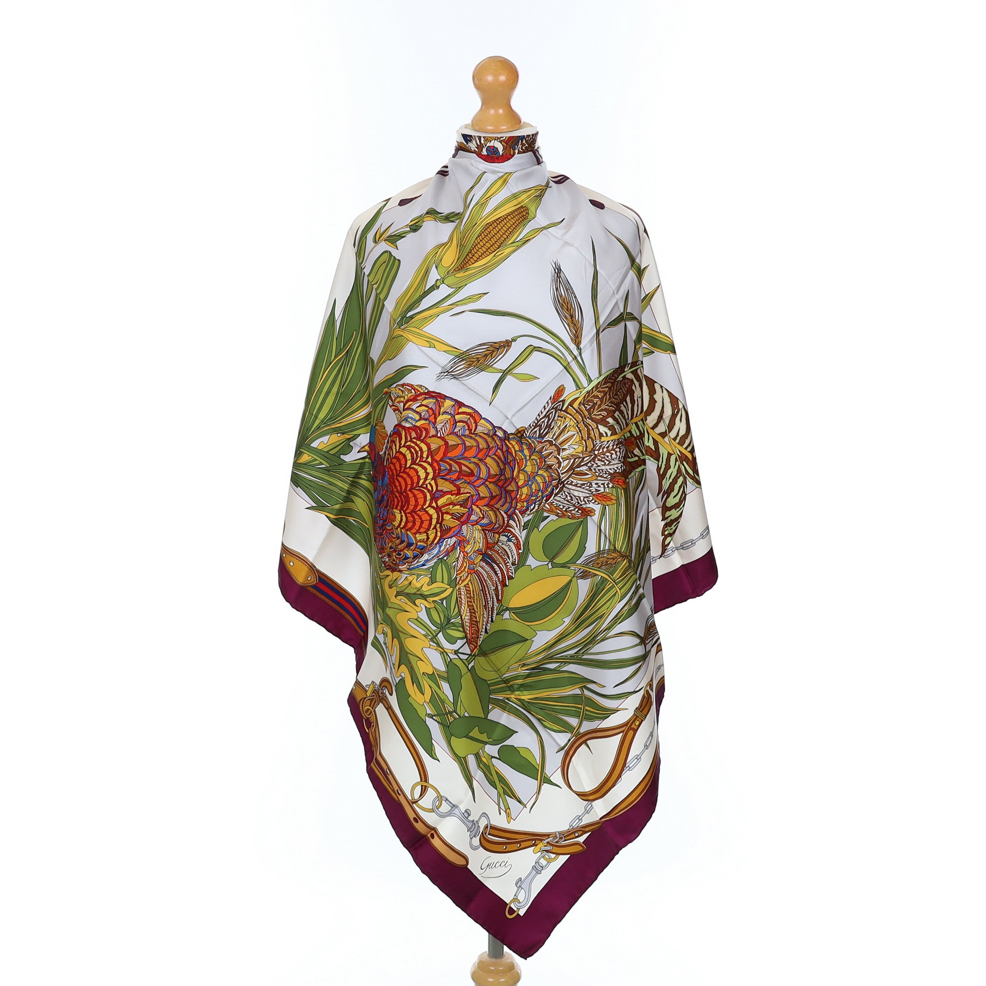 Brand New 1970s Gucci Vintage Silk Scarf