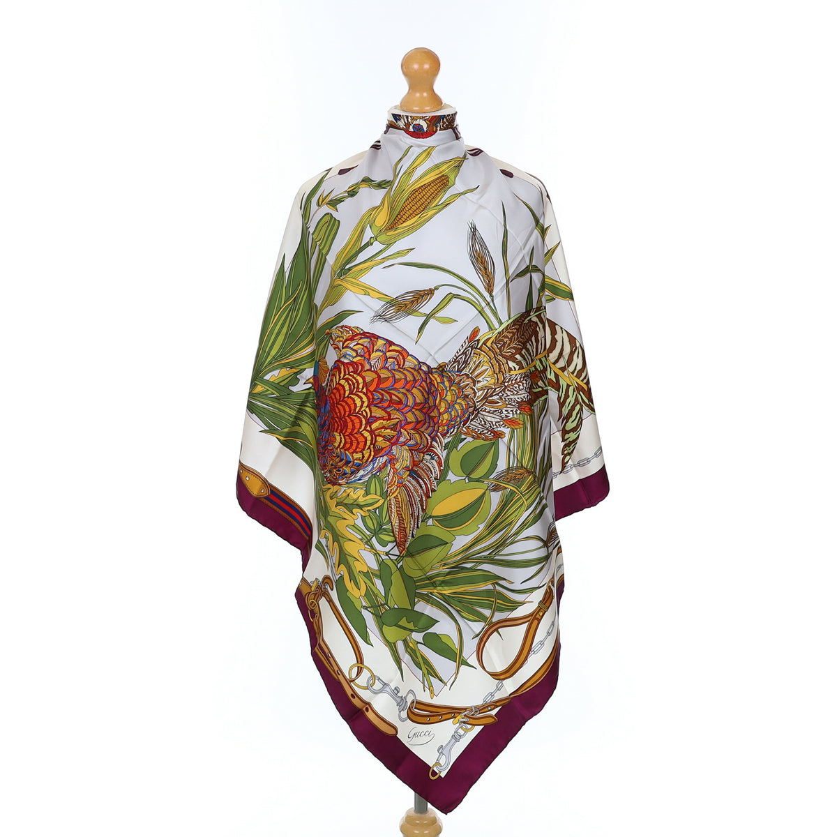 Brand New 1970s Gucci Vintage Silk Scarf