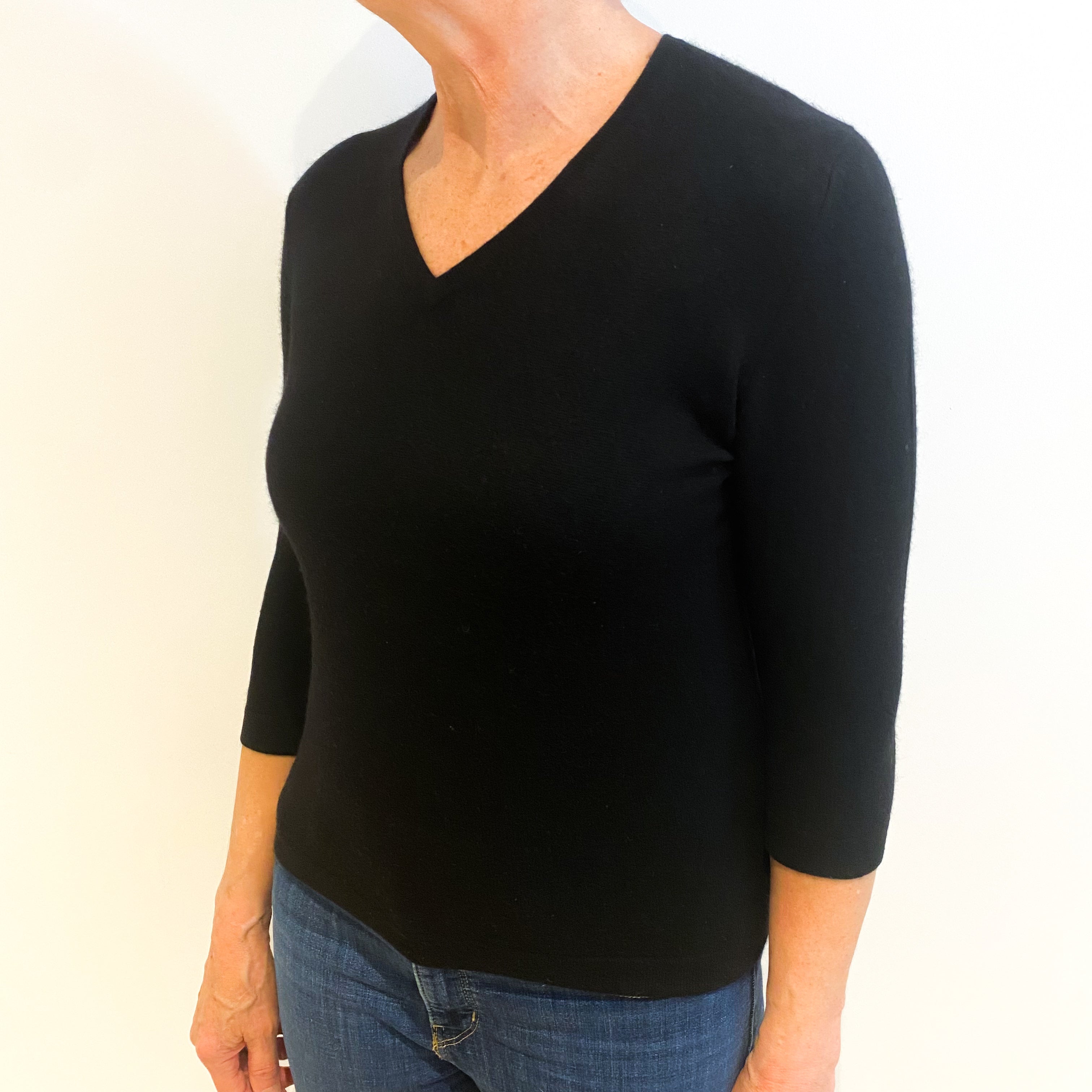 Black Cashmere V Neck 3/4 Sleeved Jumper Medium