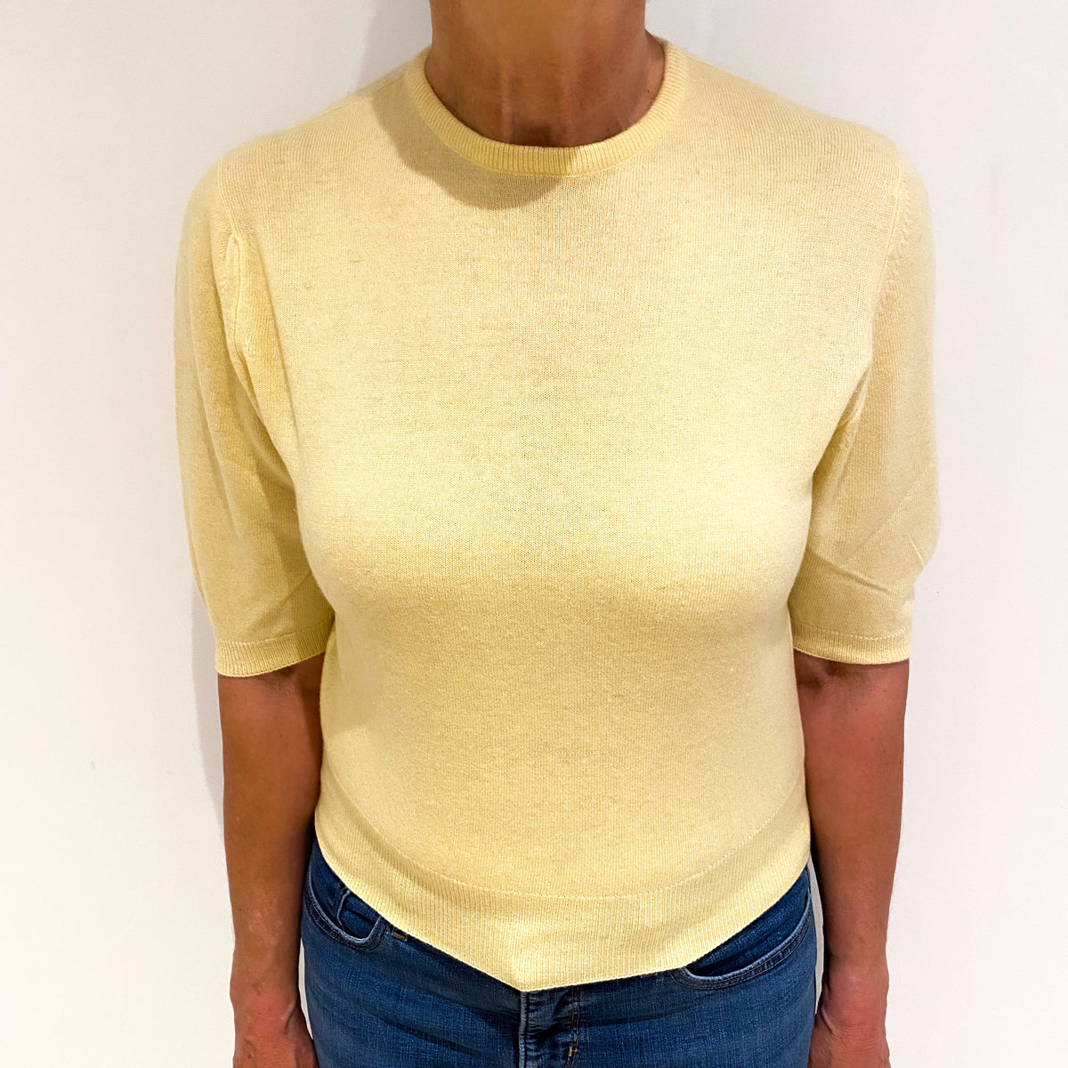 Primrose Yellow Cashmere Crew Neck Short Sleeved Jumper Medium