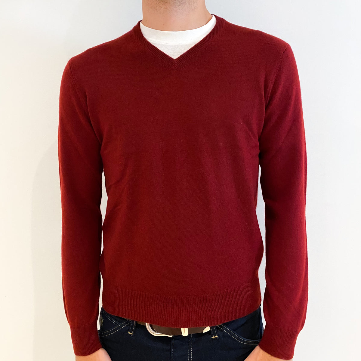 Men's Burgundy Red Cashmere V-Neck Jumper Medium