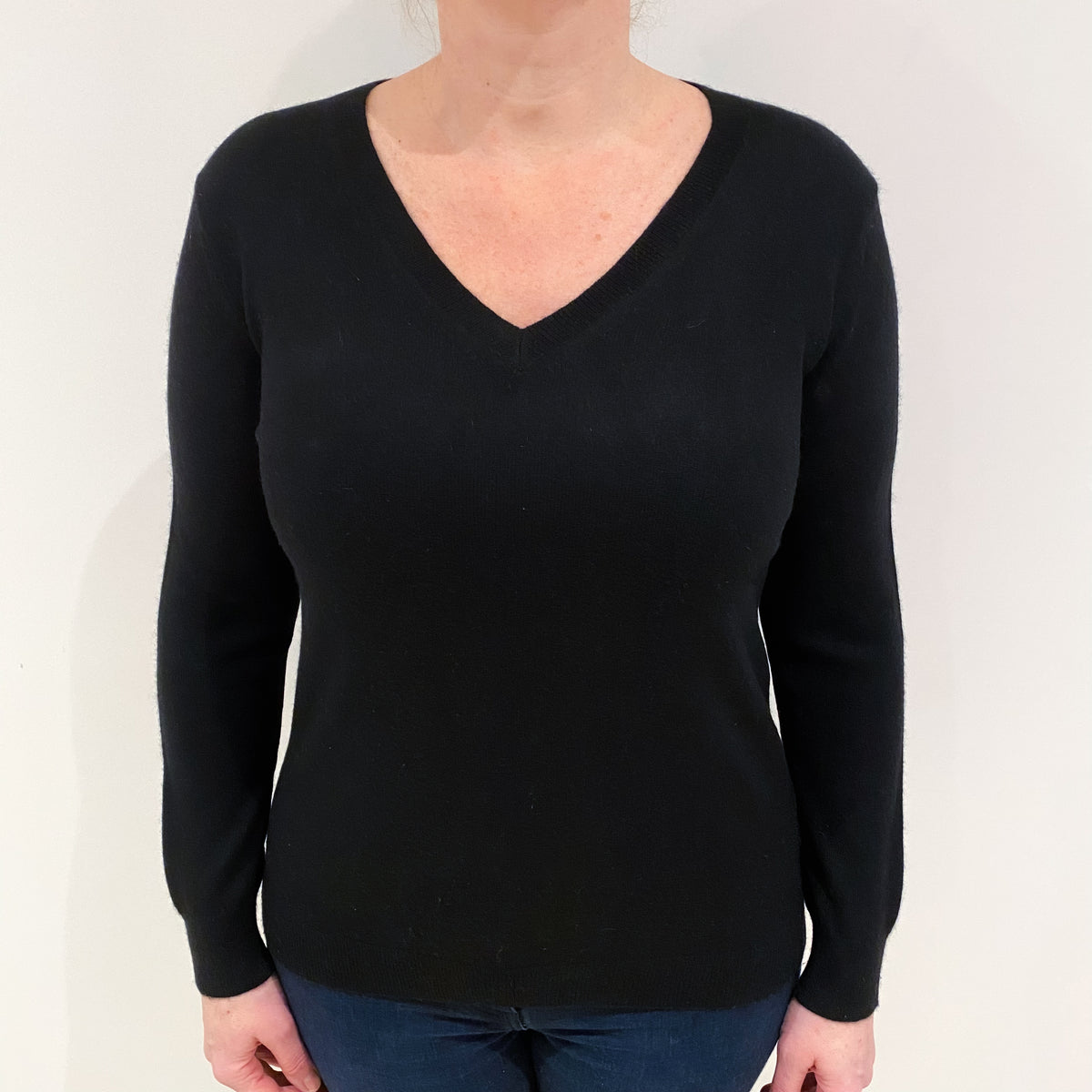 Black Cashmere V Neck Jumper Large