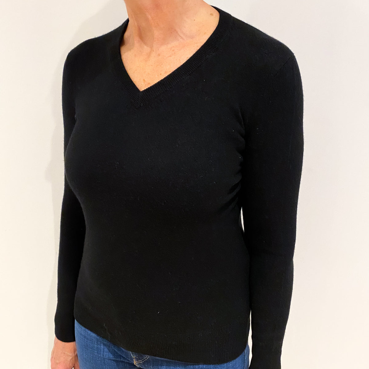 Black Cashmere V Neck Jumper Medium