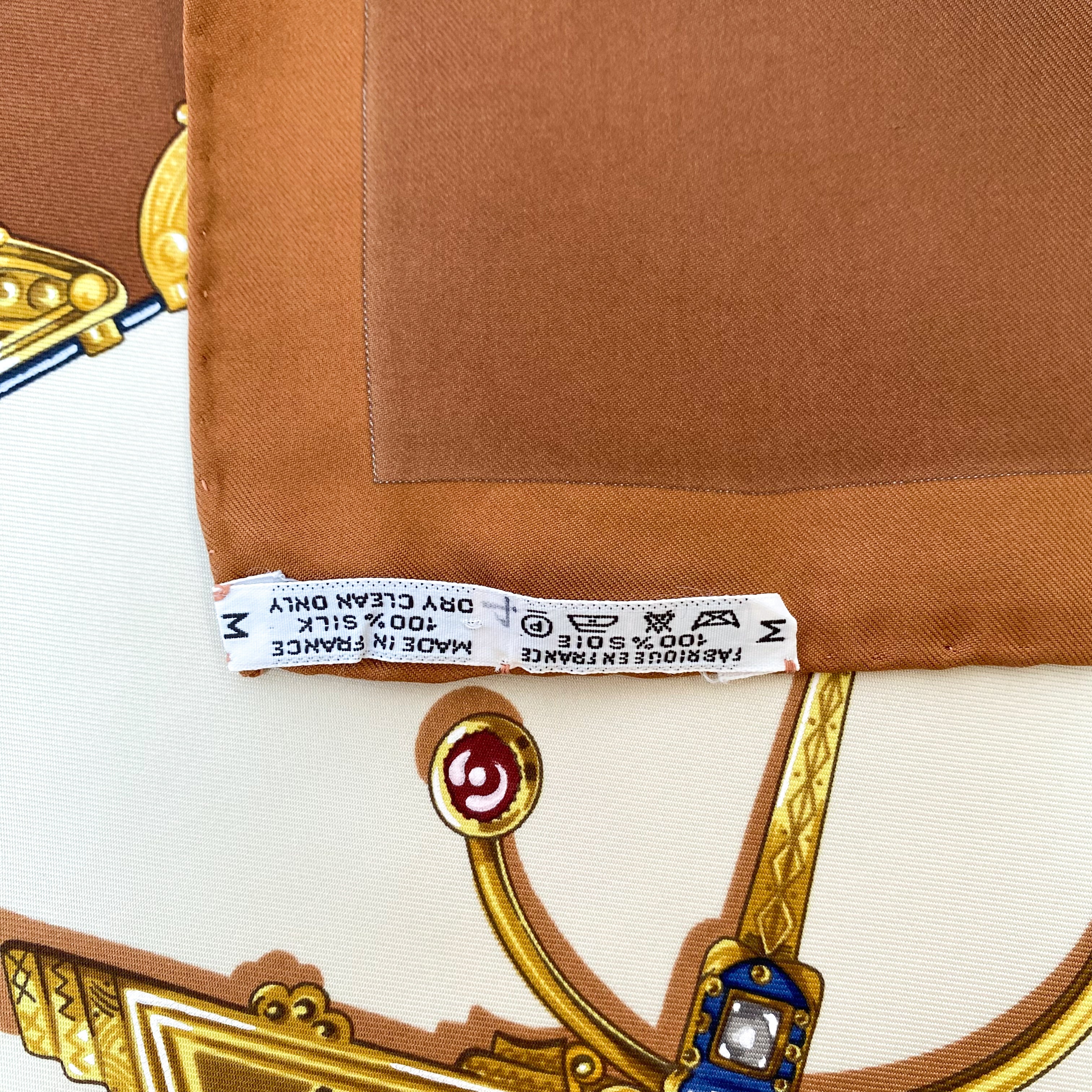 Boxed Hermès Parures Des Sables Silk Scarf