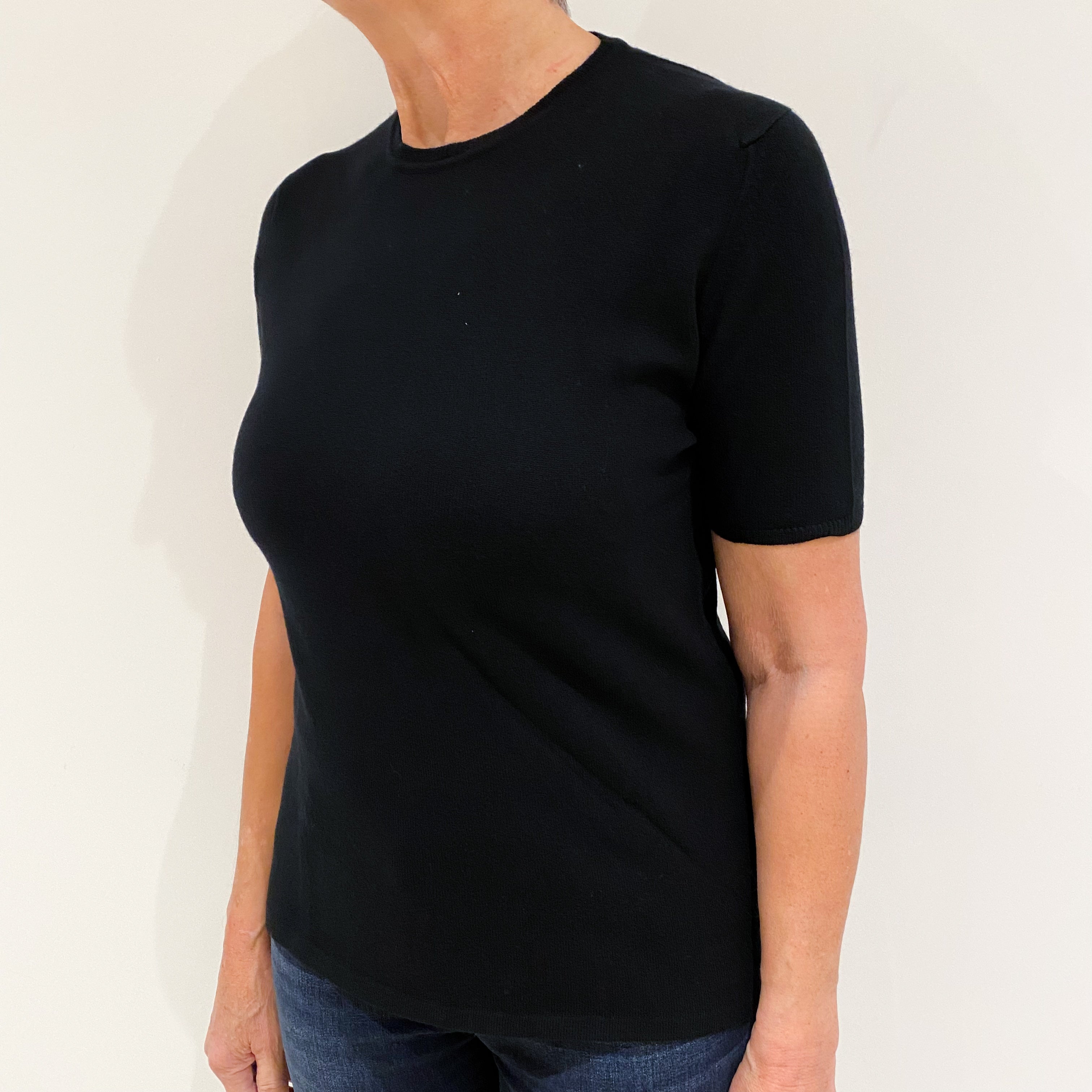 Brand New Scottish Black Short Sleeved Cashmere Crew Neck Jumper XS