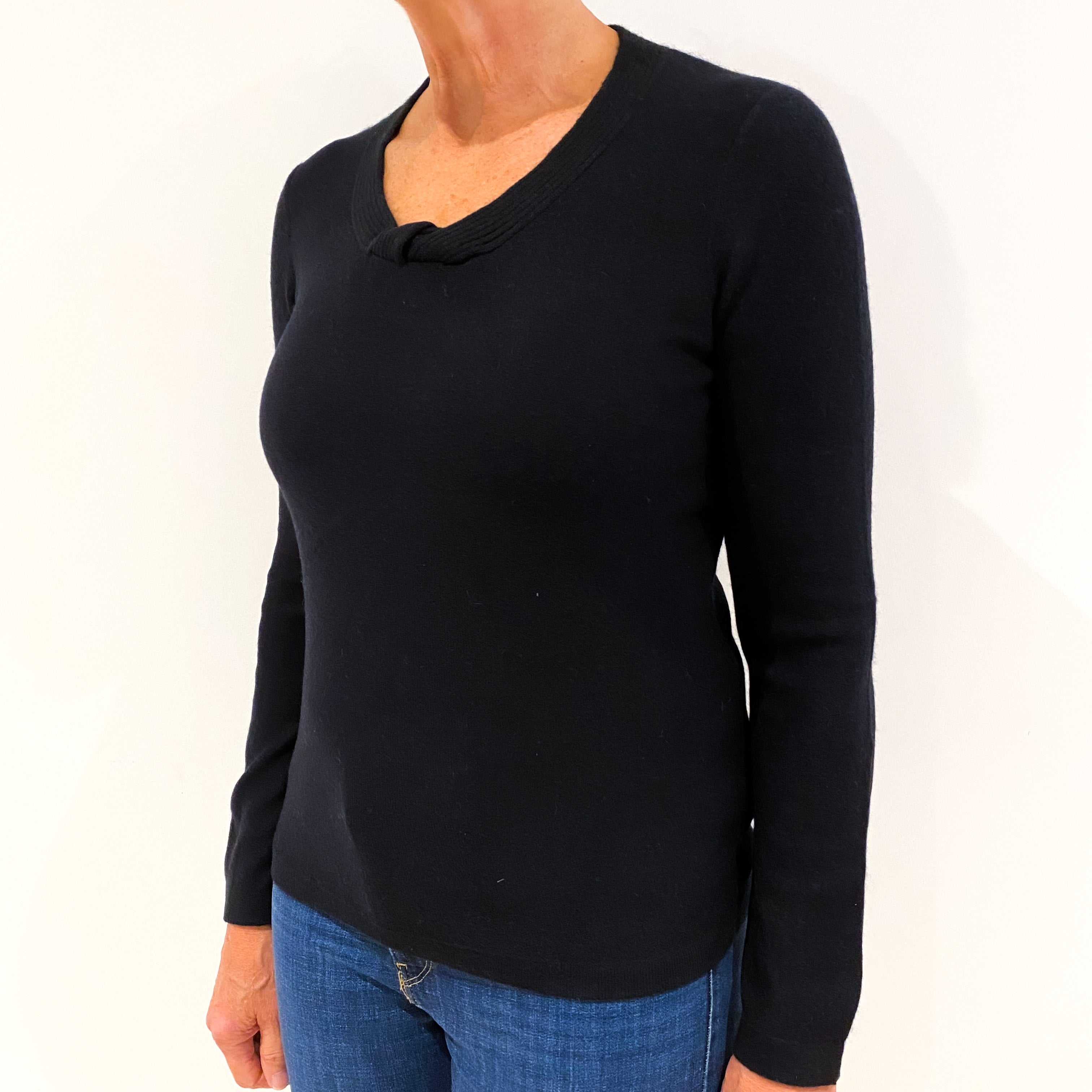 Black Cashmere Crew Neck Jumper Medium